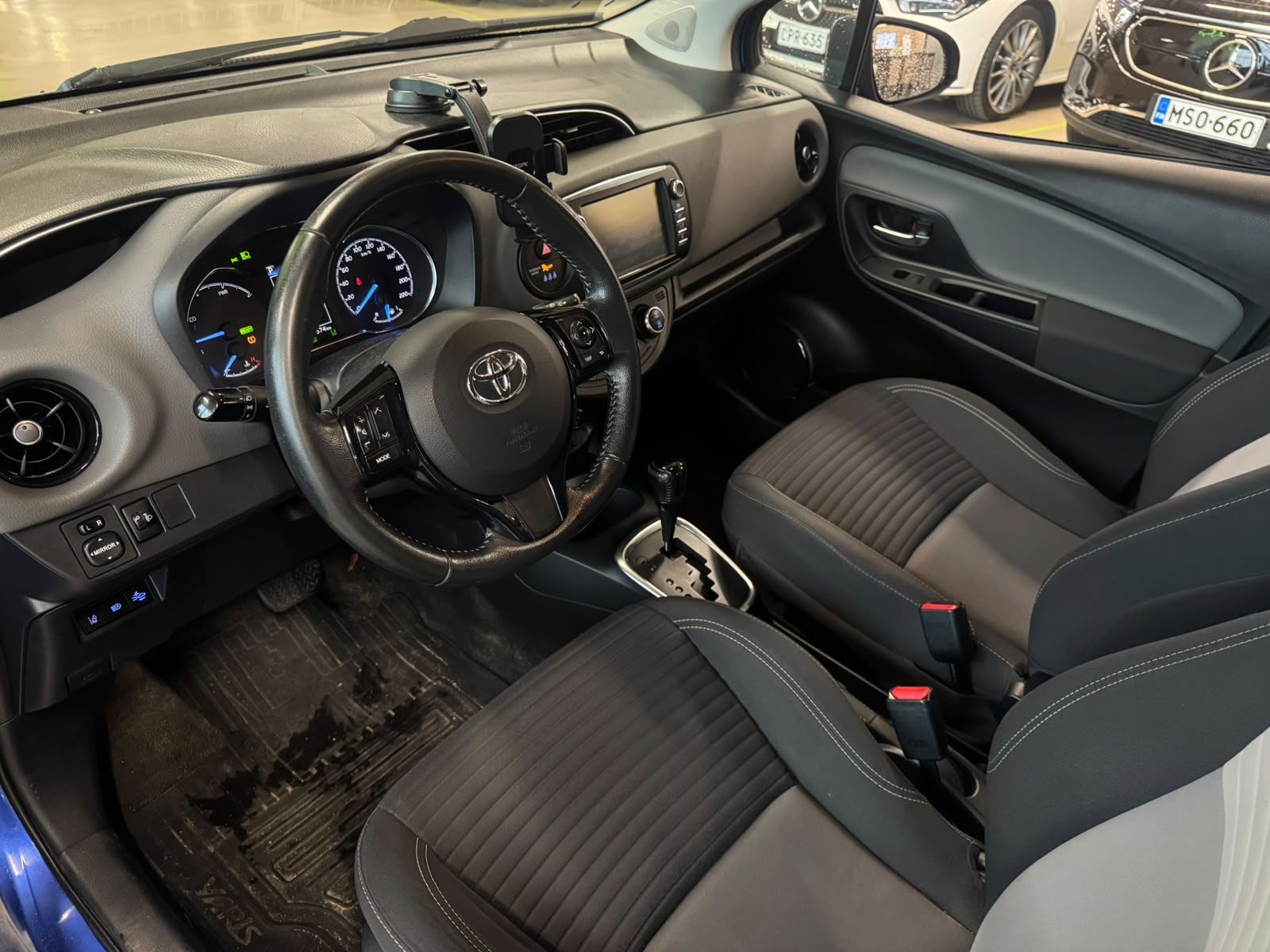 Toyota Yaris 1,5 Hybrid Active 5ov 2019, photo 3/9
