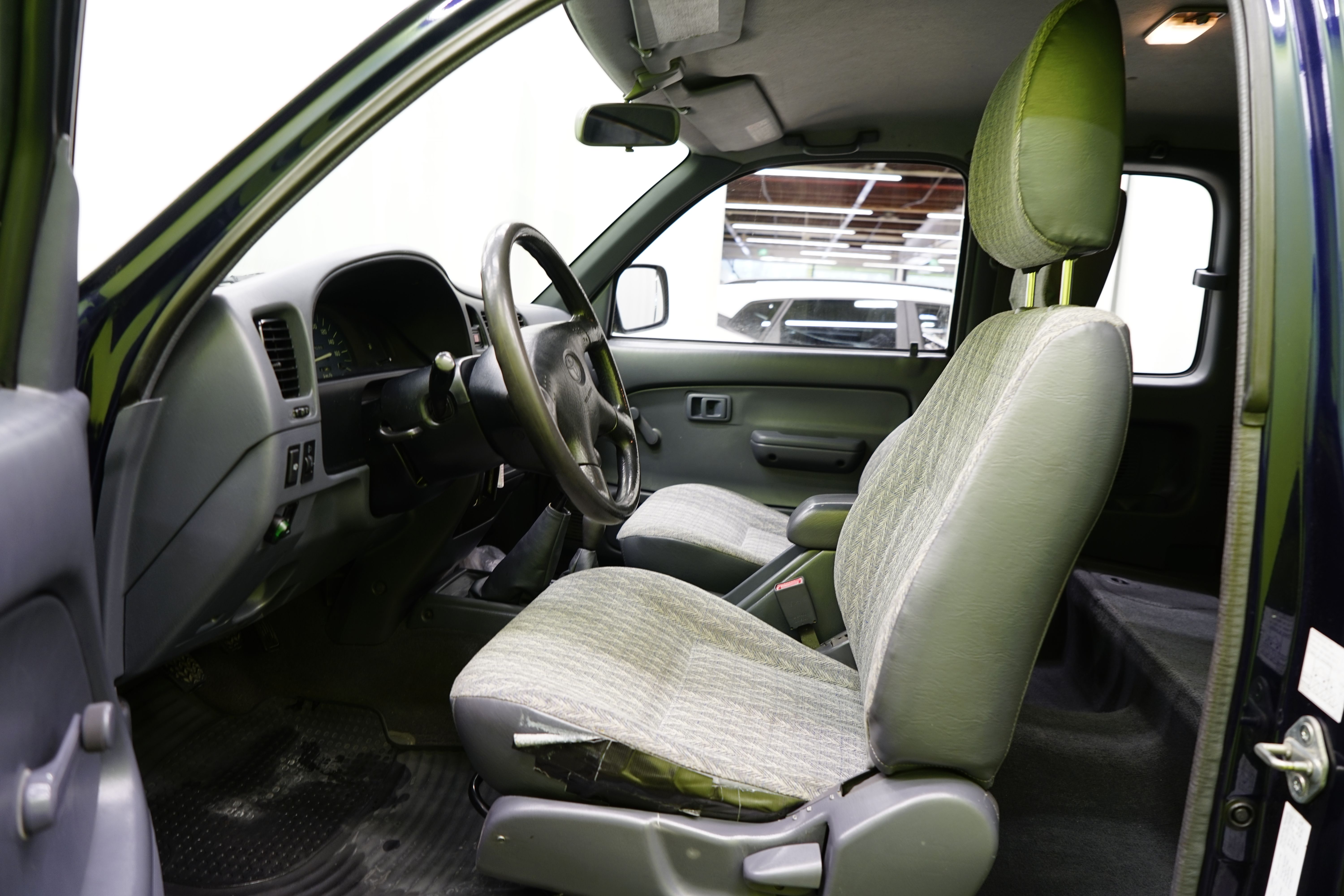 Toyota Hilux ExtraCab 2,5 D-4D 100 4WD 2003, kuva 5/14