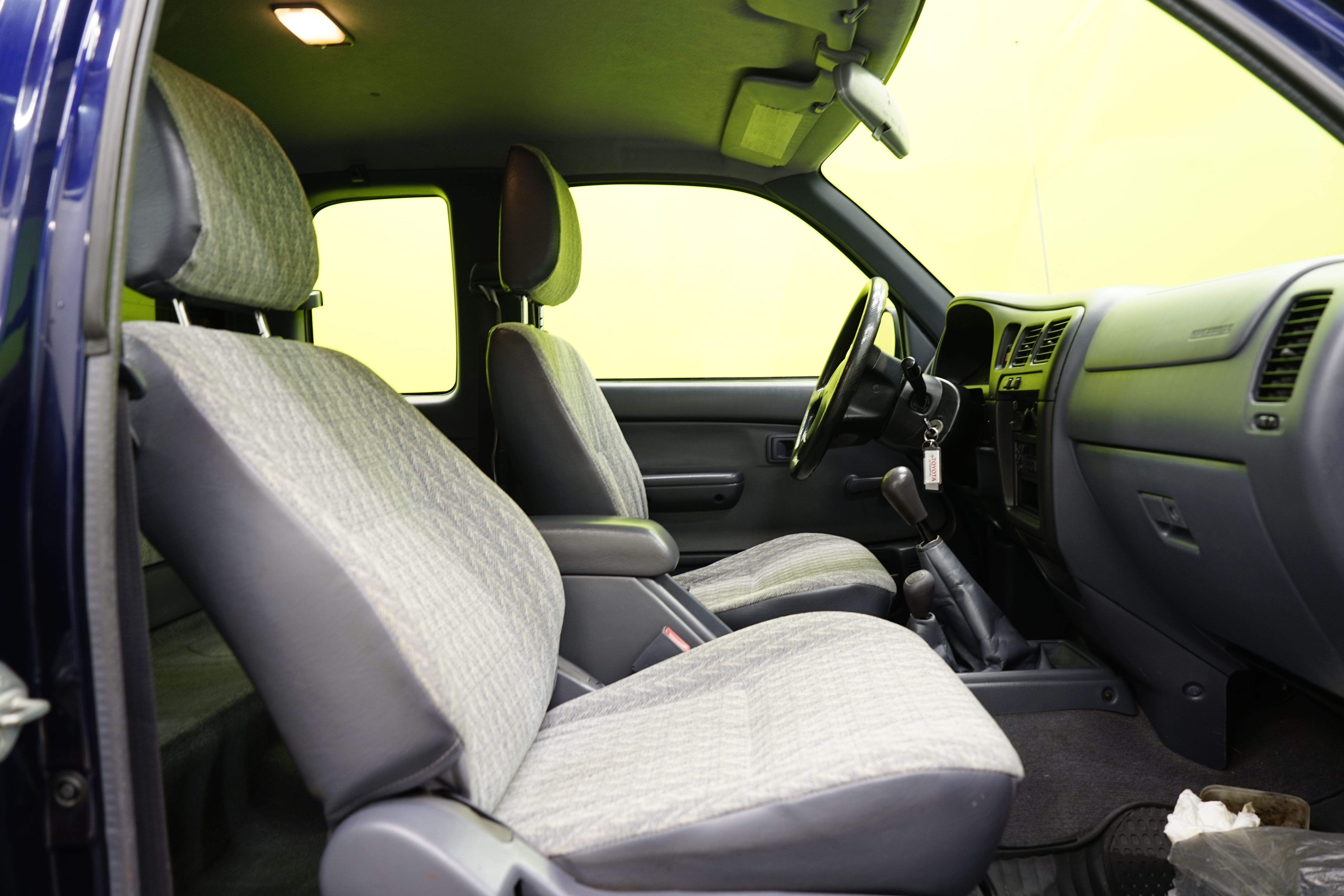 Toyota Hilux ExtraCab 2,5 D-4D 100 4WD 2003, kuva 7/14