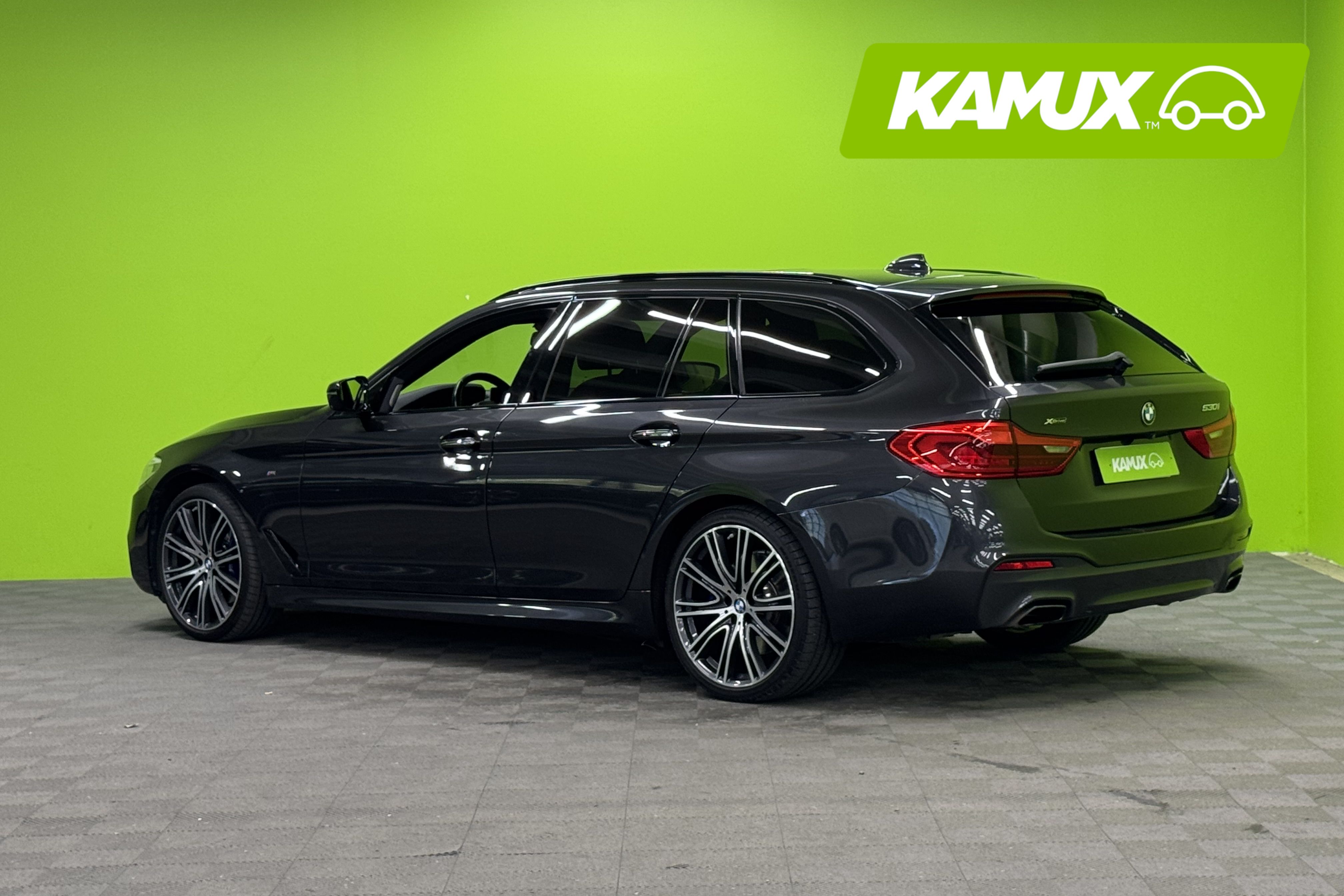 BMW 530 G31 530i xDrive Touring M Sport 2019, kuva 4/35