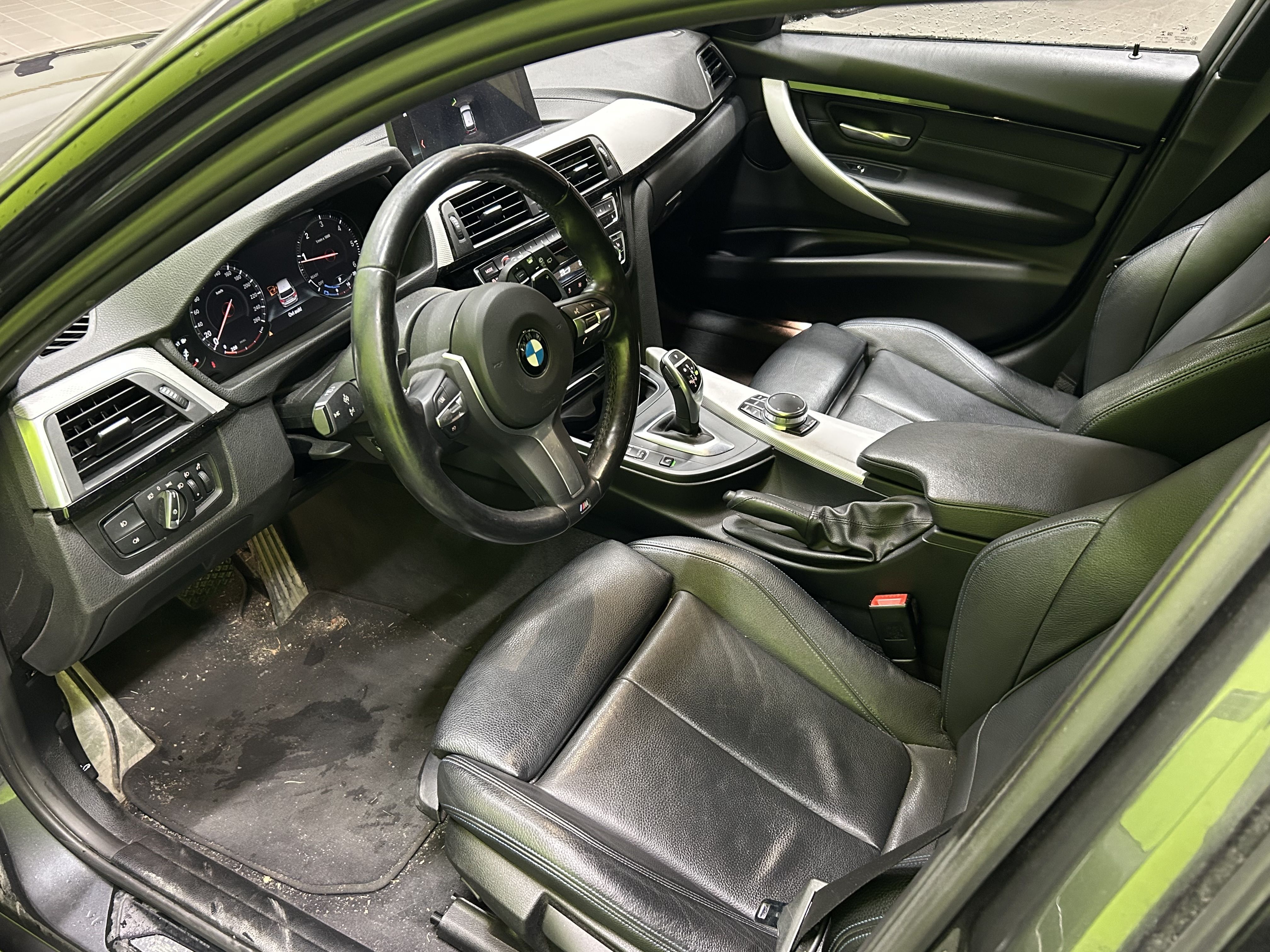 BMW 320 2018, kuva 4/5