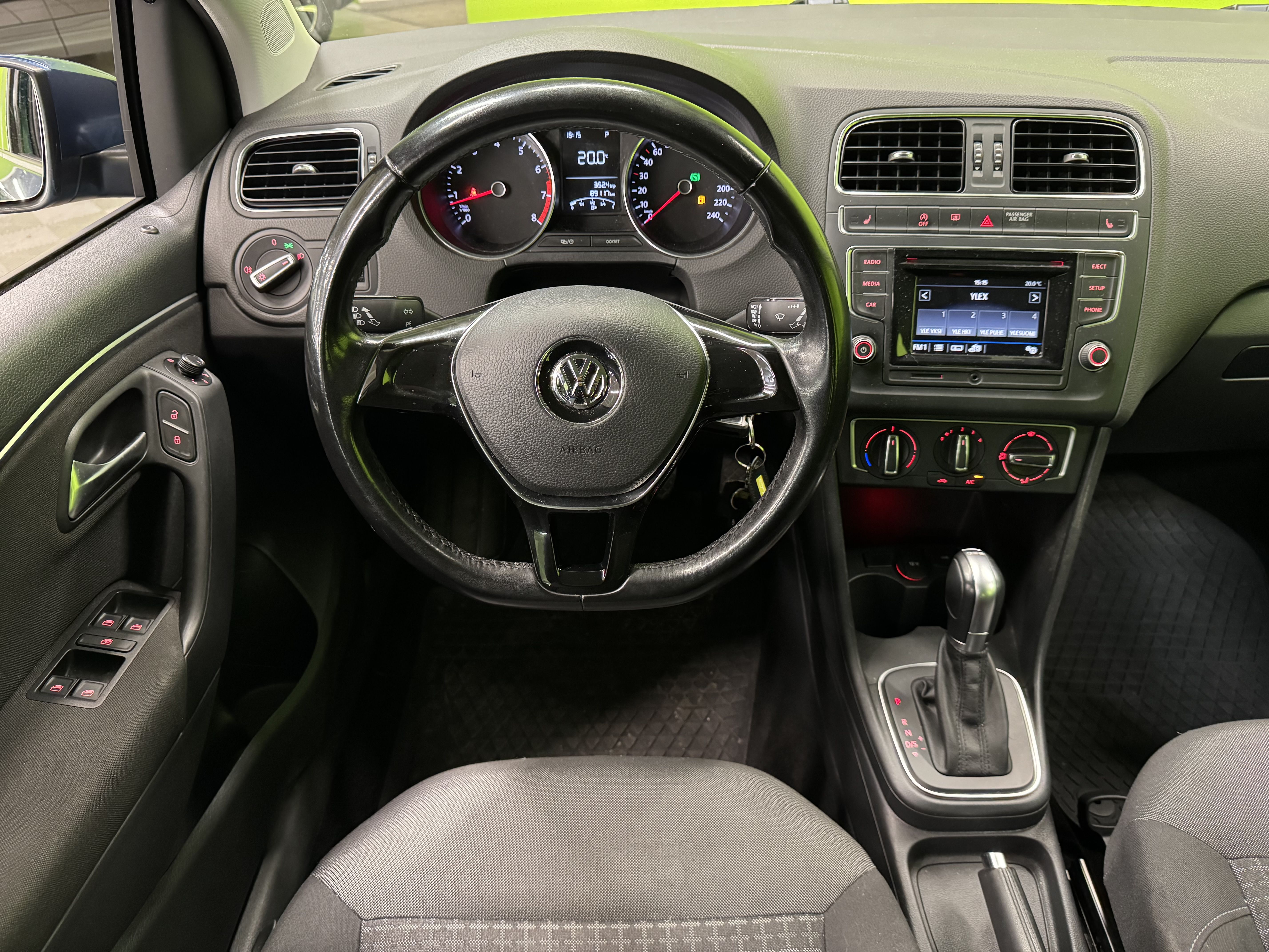 Volkswagen Polo 2017, kuva 7/19