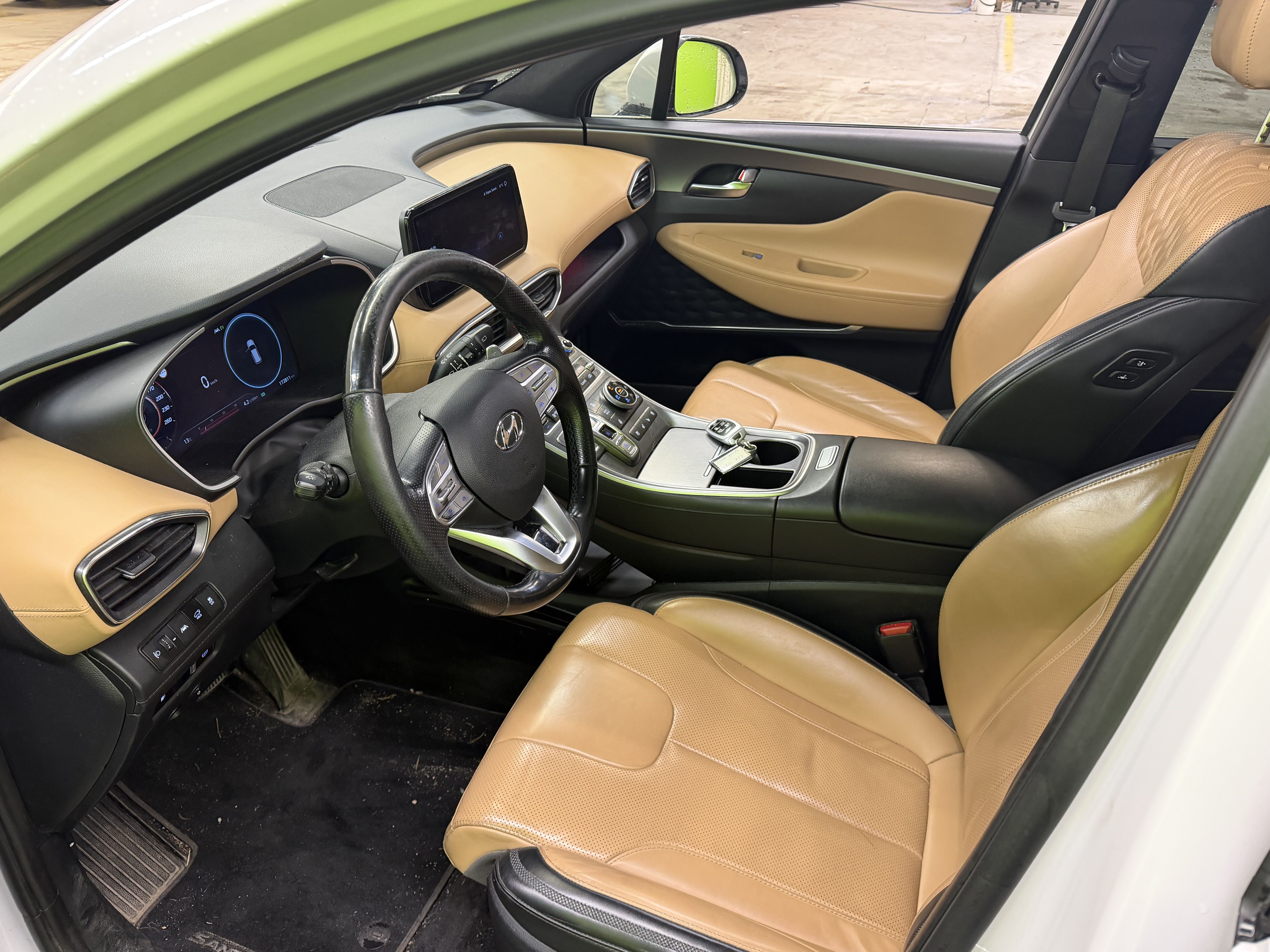Hyundai Santa Fe 2022, kuva 5/11