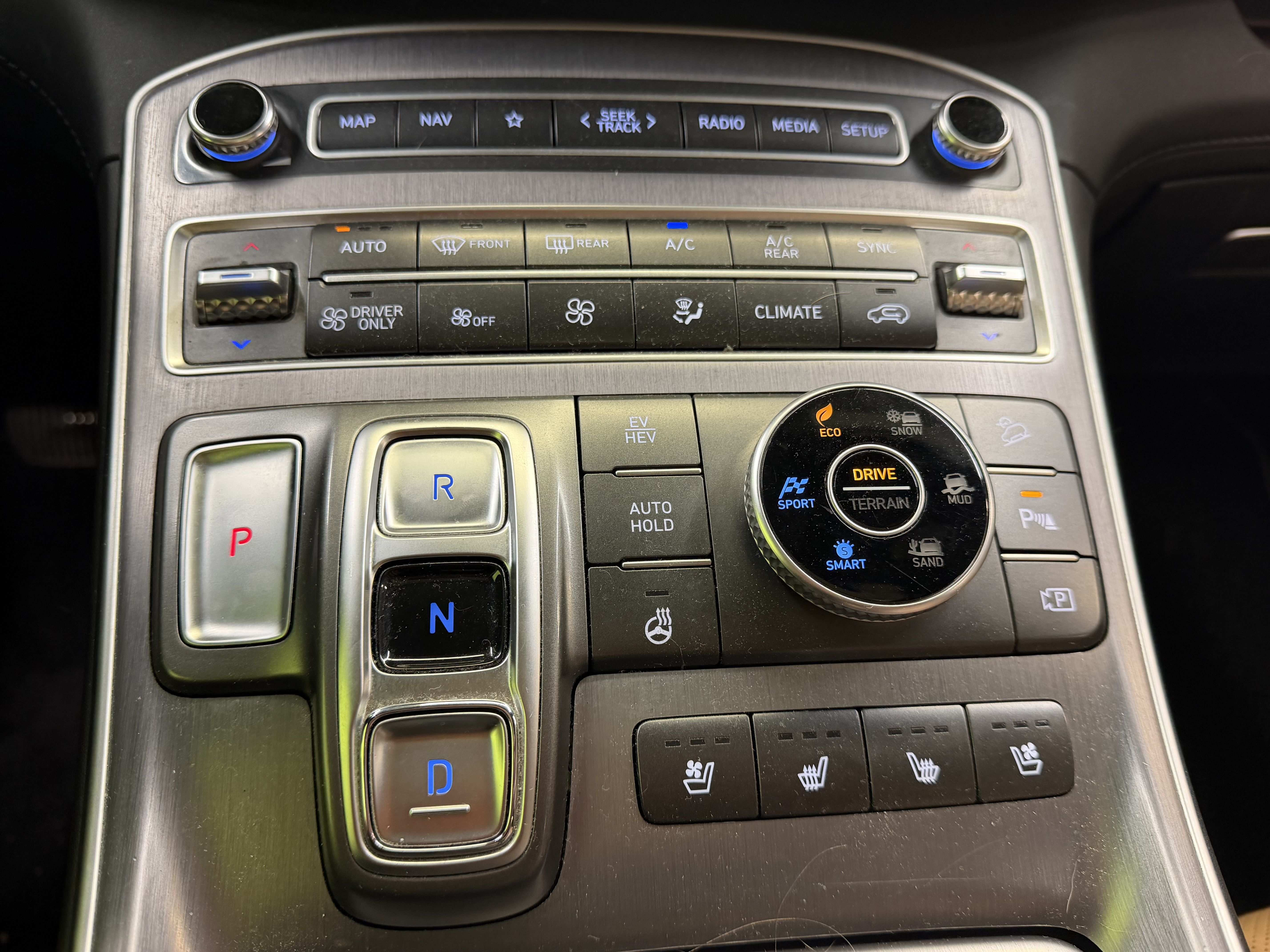 Hyundai Santa Fe 2022, kuva 6/11