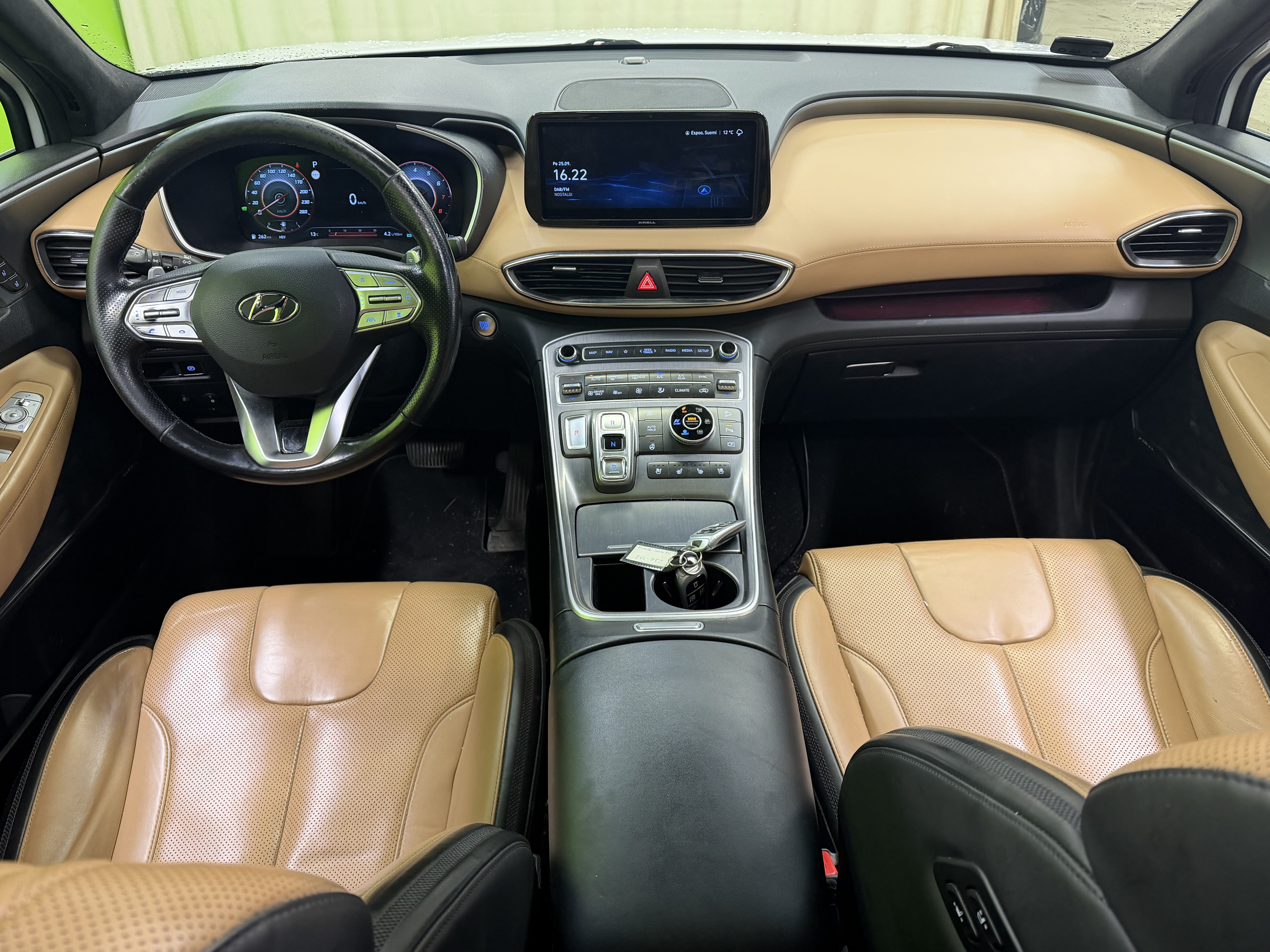 Hyundai Santa Fe 2022, kuva 4/11