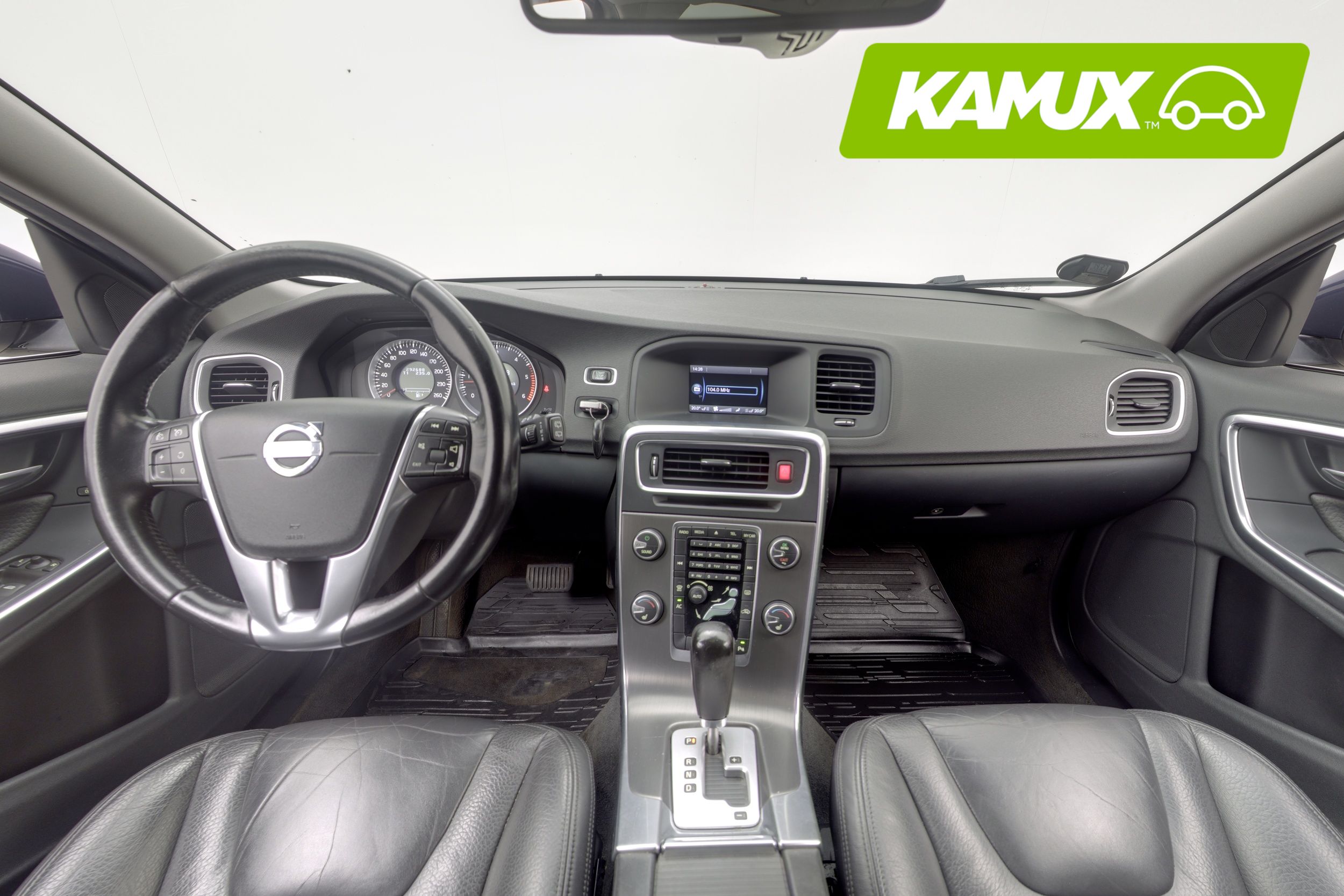 Volvo V60 D5 Momentum aut 2011, kuva 7/22