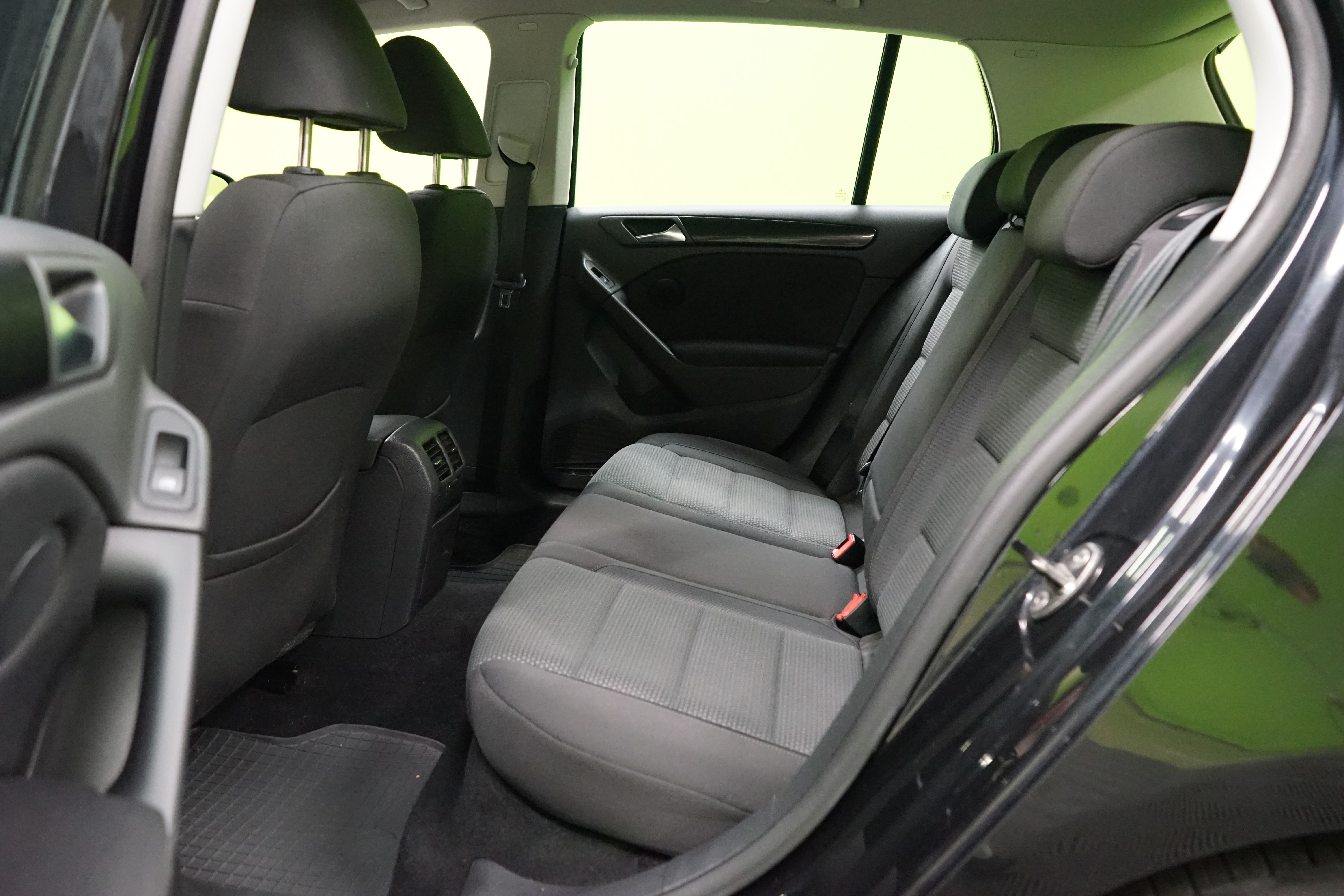Volkswagen Golf 2010, kuva 7/16