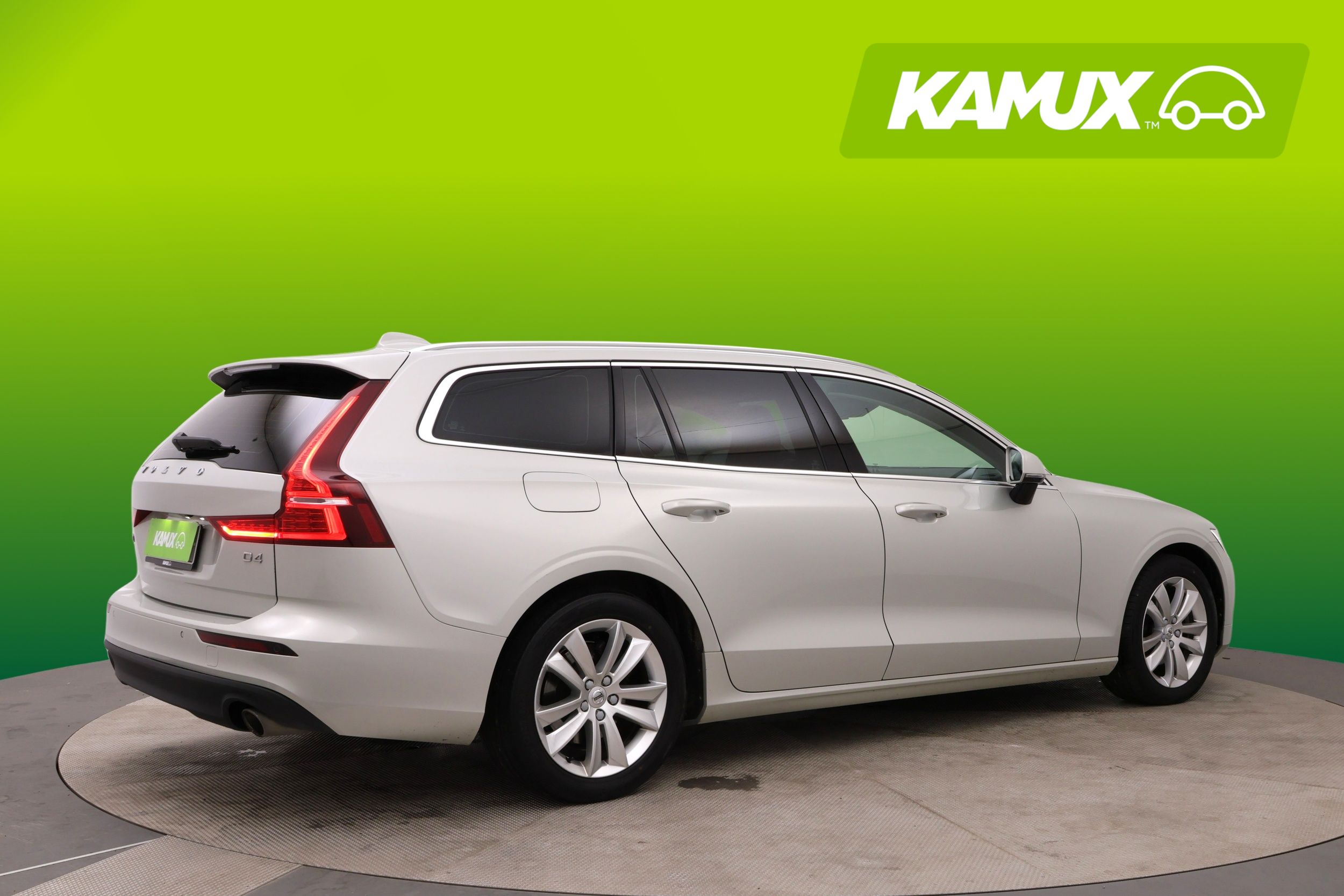 Volvo V60 D4 Momentum aut 2019, kuva 2/27