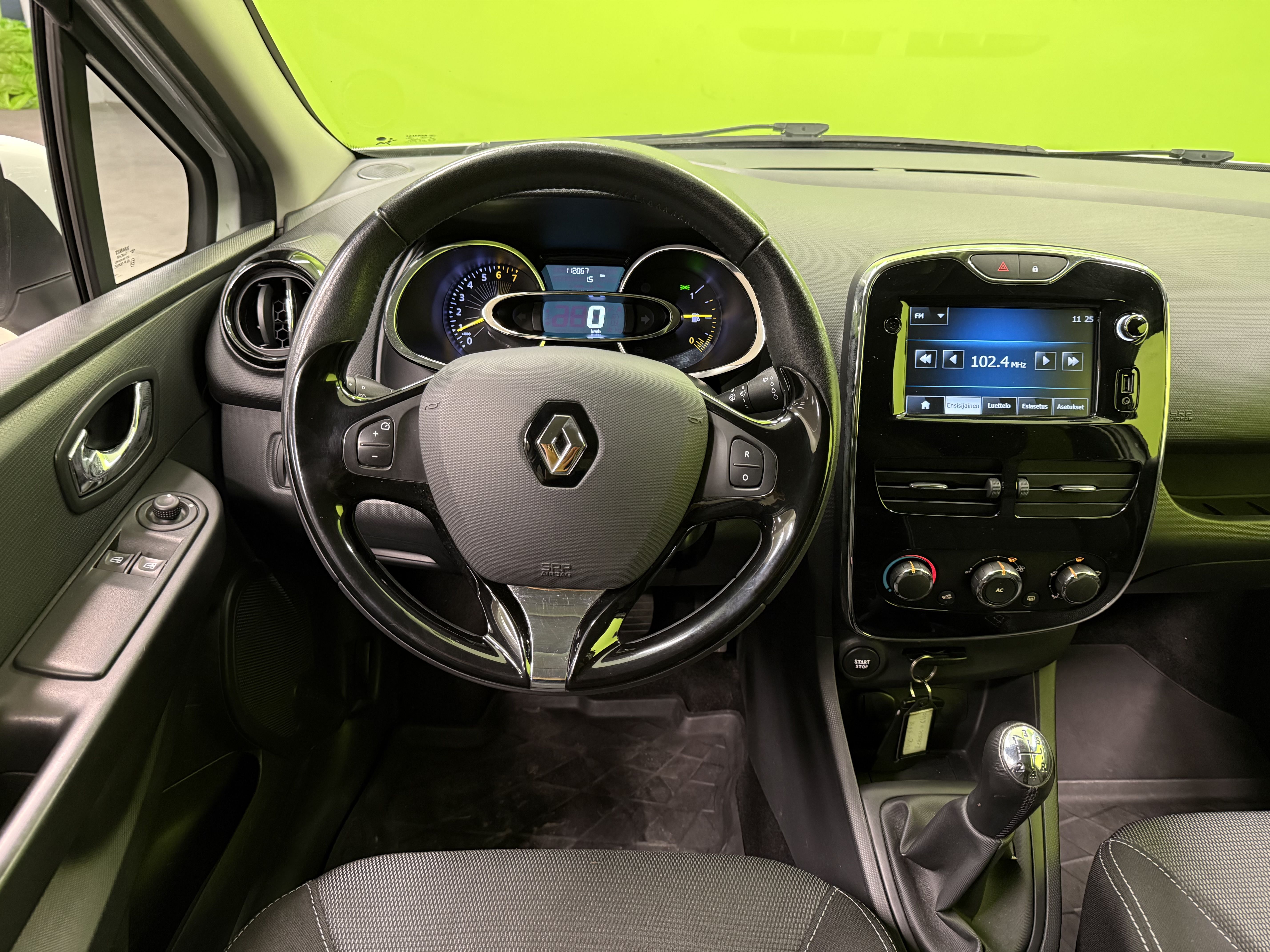Renault Clio Energy TCe 90 2014, kuva 7/19