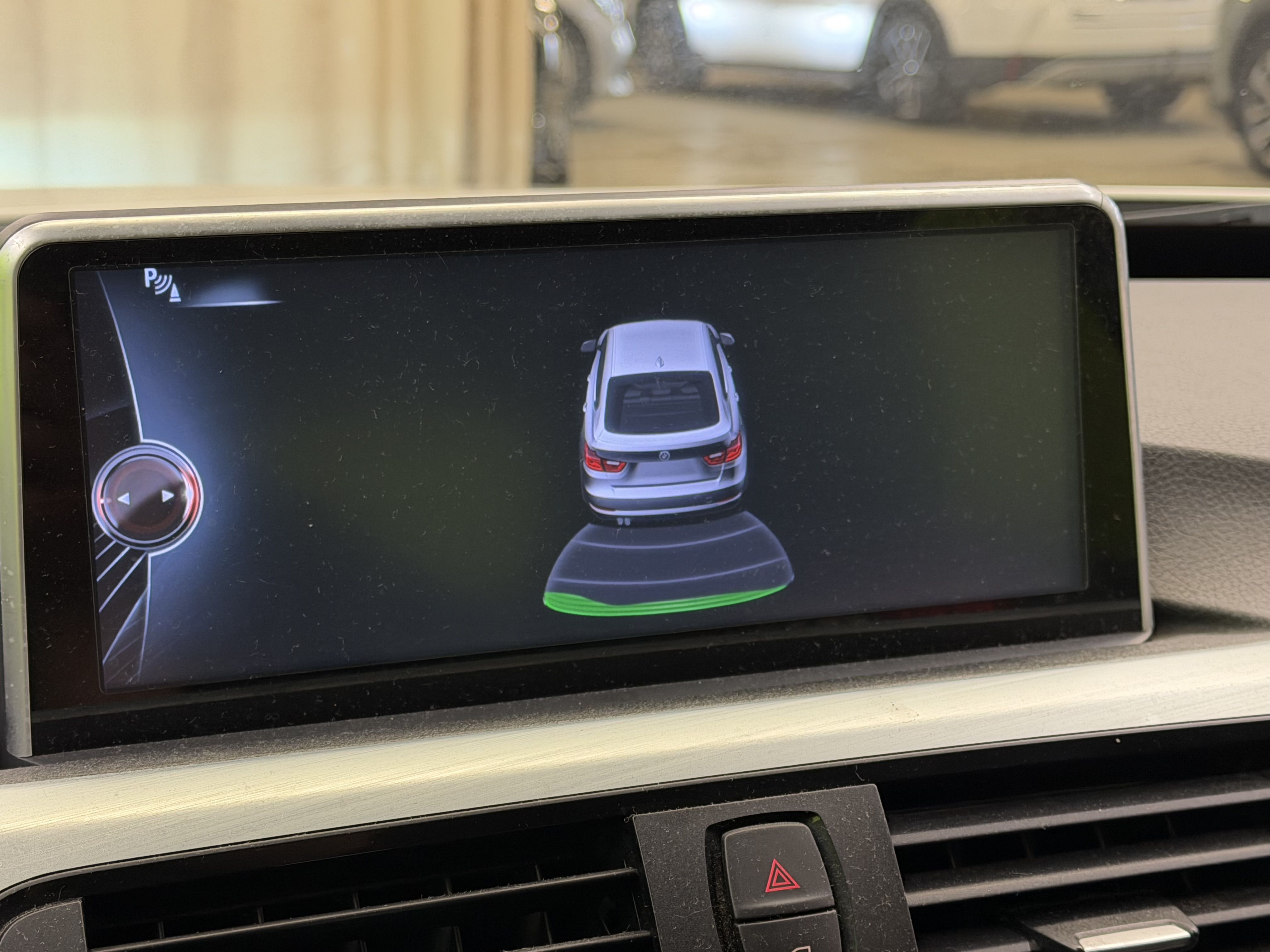 BMW 320 Gran Turismo 2015, kuva 5/5