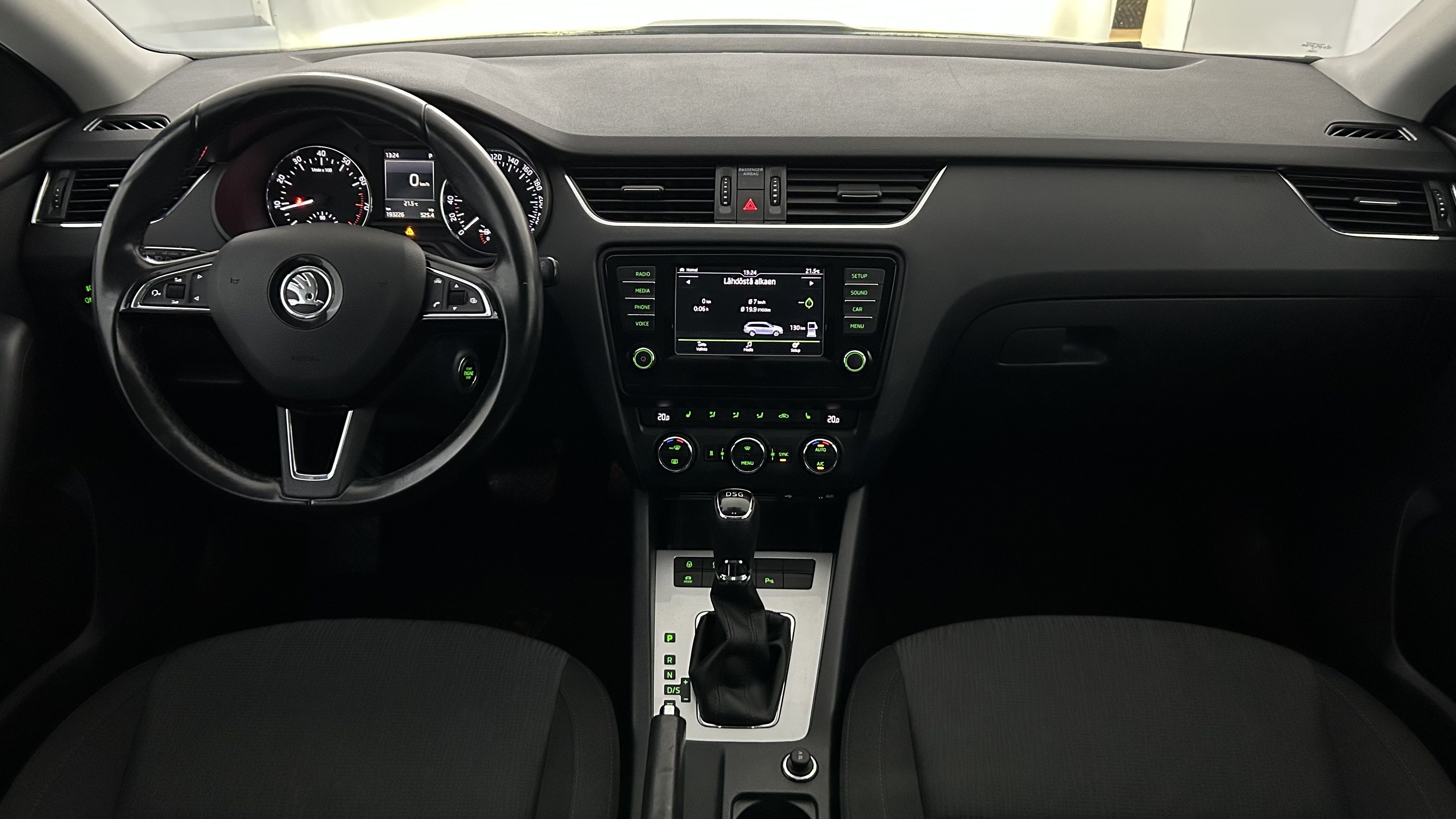 Skoda Octavia Combi 1.4 TSI Style 2017, kuva 7/24