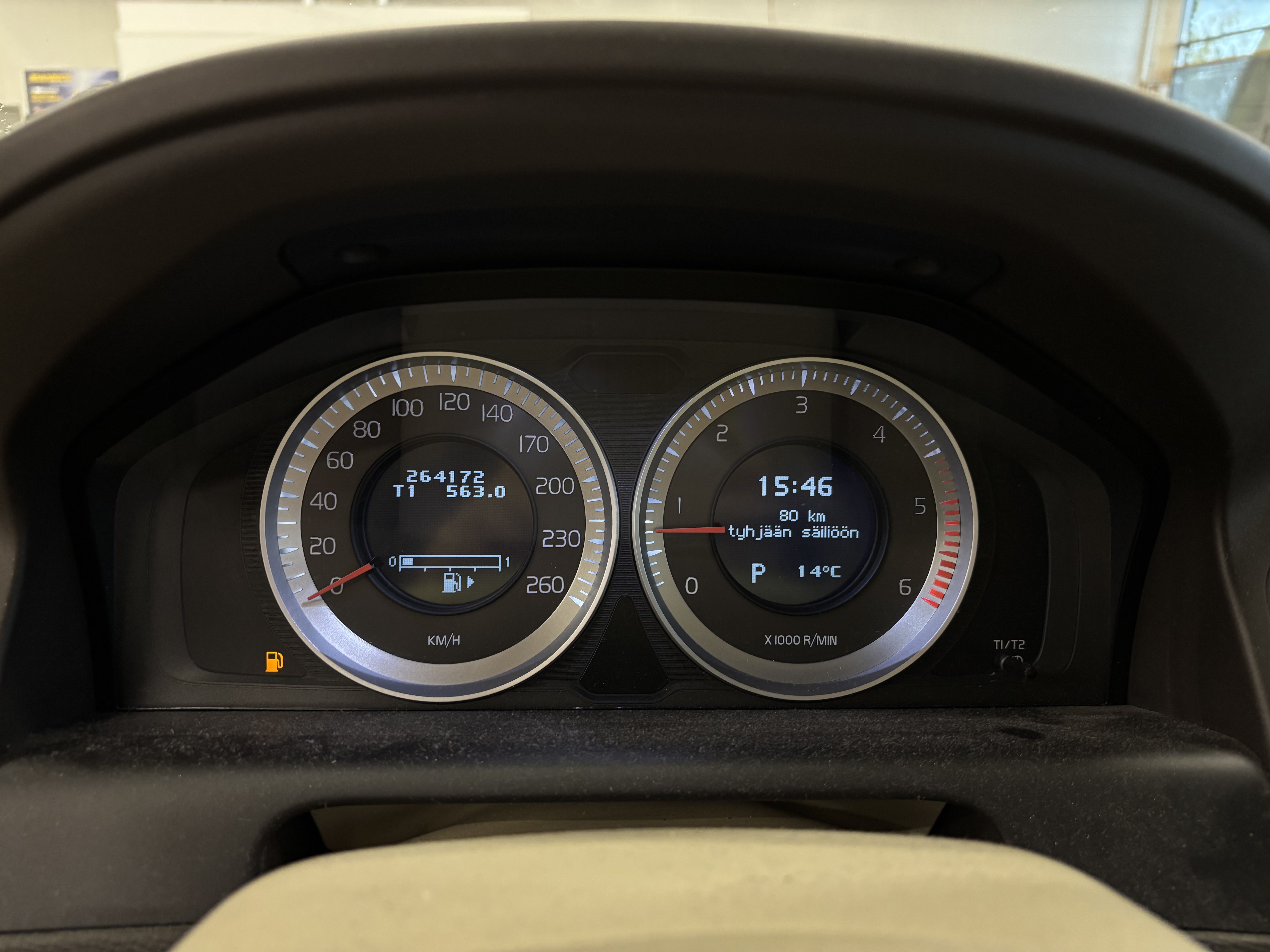 Volvo XC60 D5 AWD Summum Business aut 2012, kuva 6/10