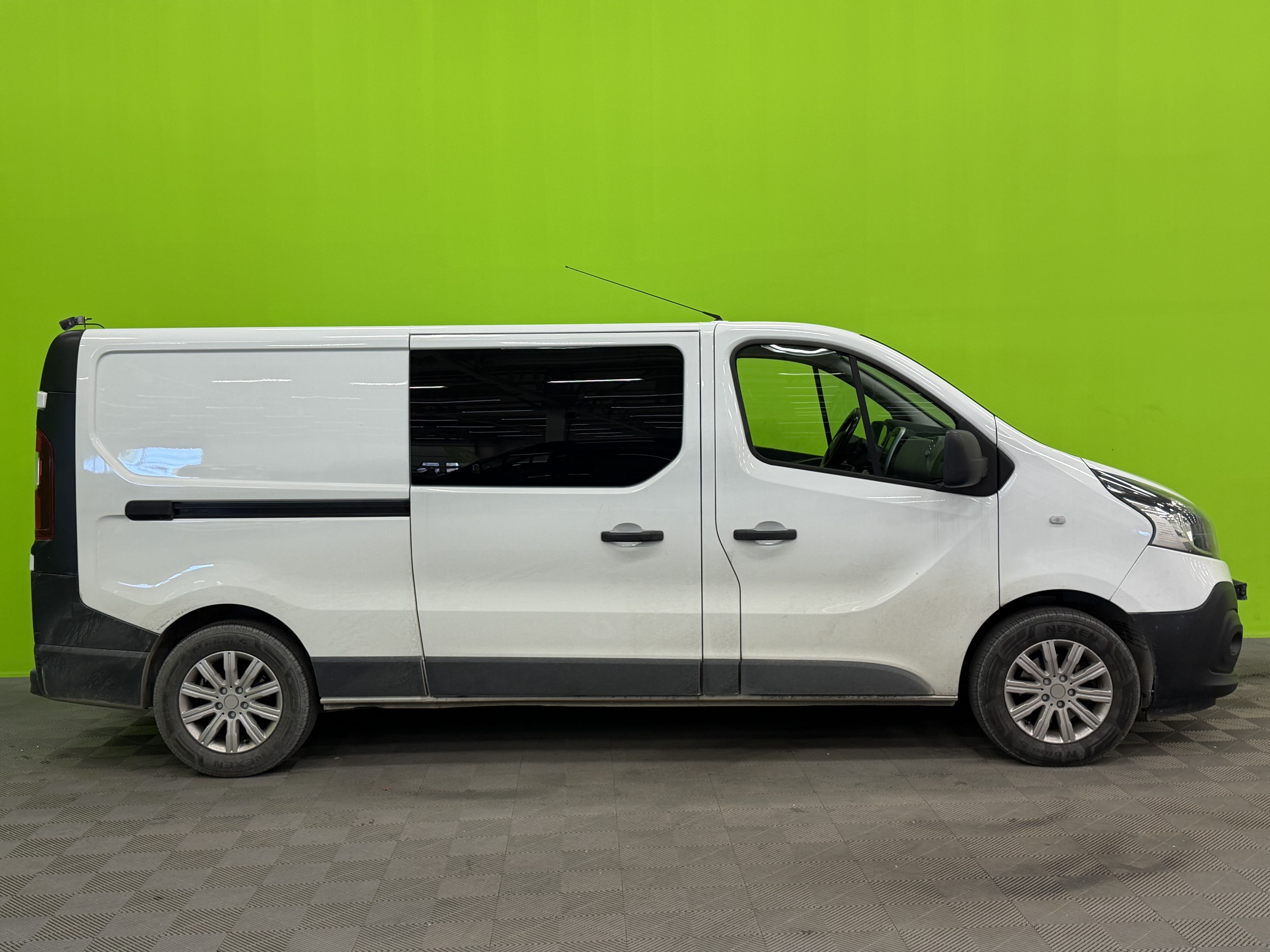 Renault Trafic 2019, kuva 3/8