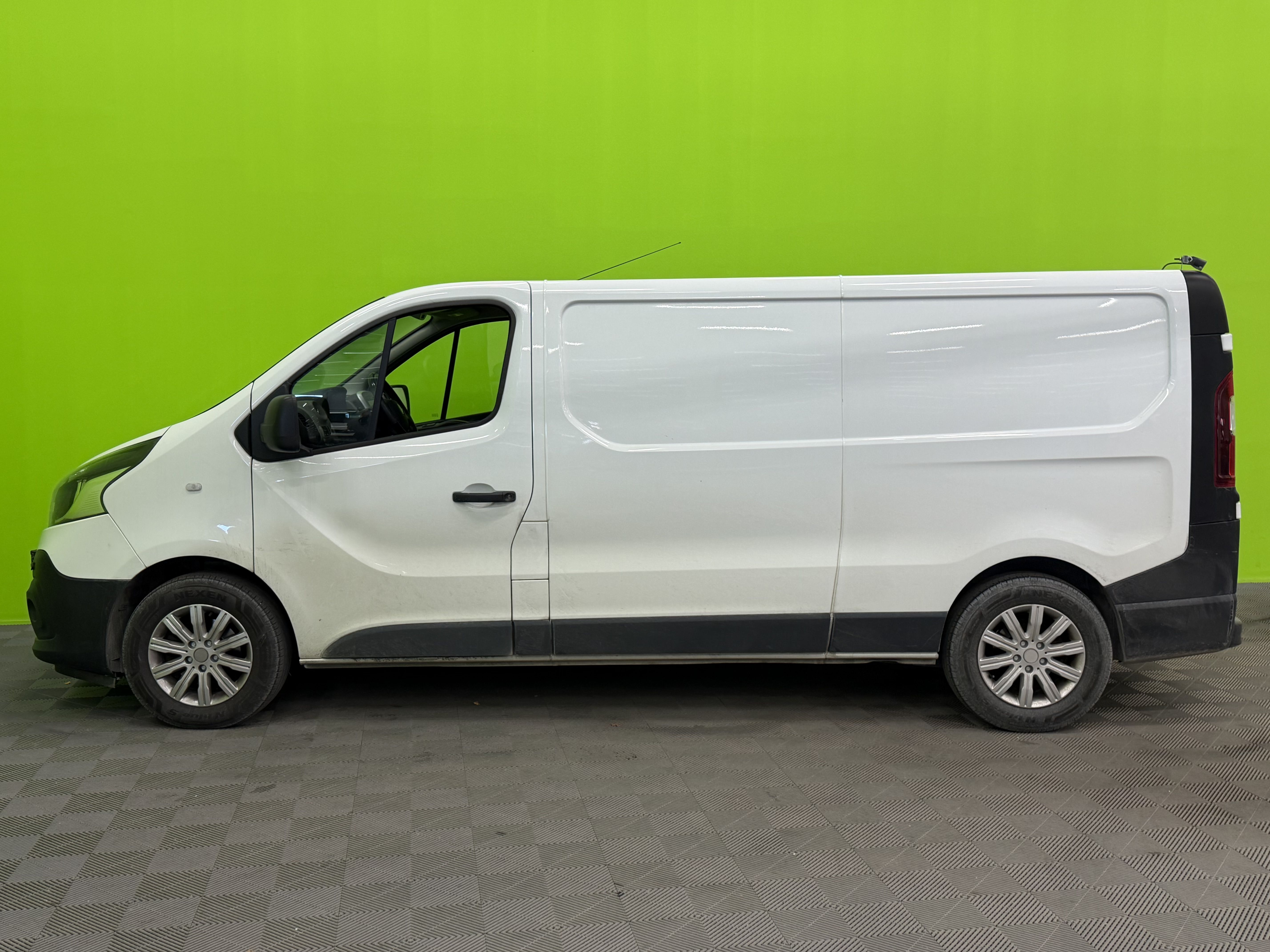 Renault Trafic 2019, kuva 5/8