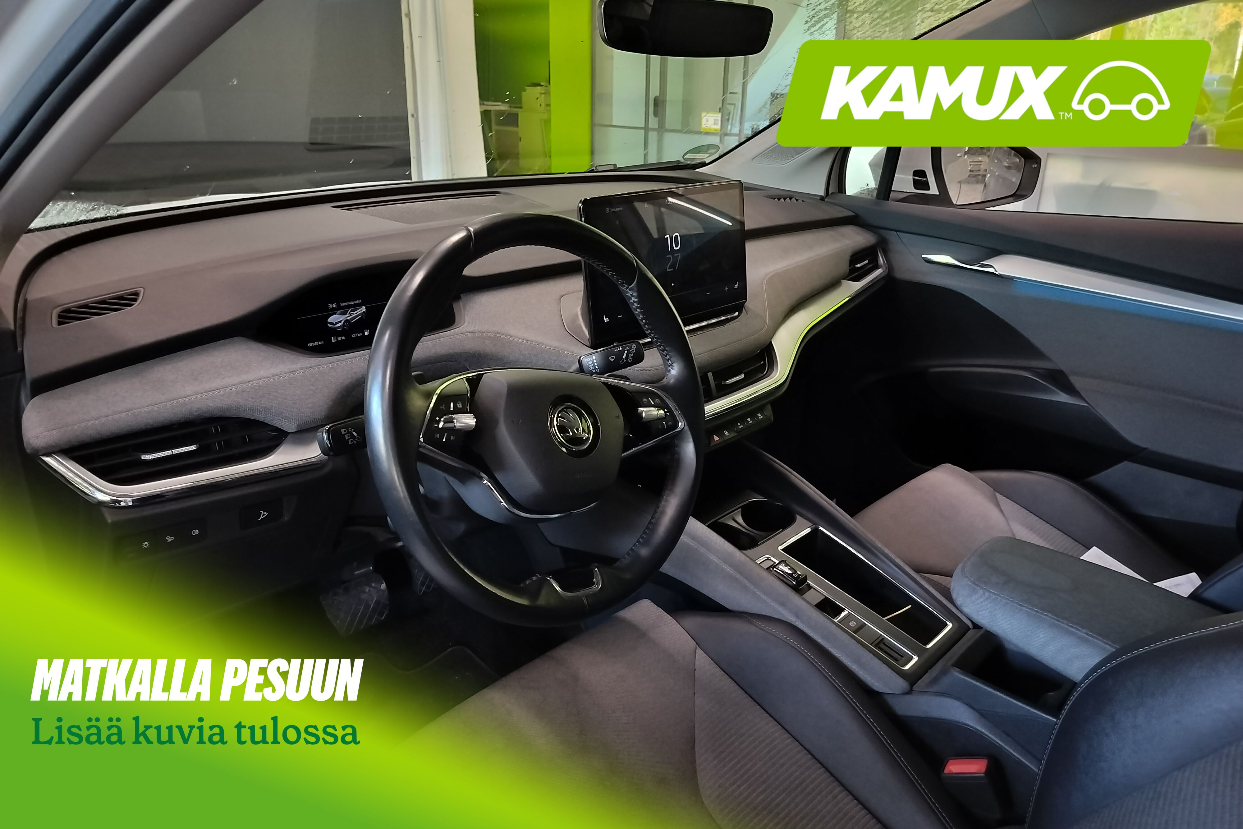 Skoda Enyaq iV 80 Loft 2023, photo 3/4
