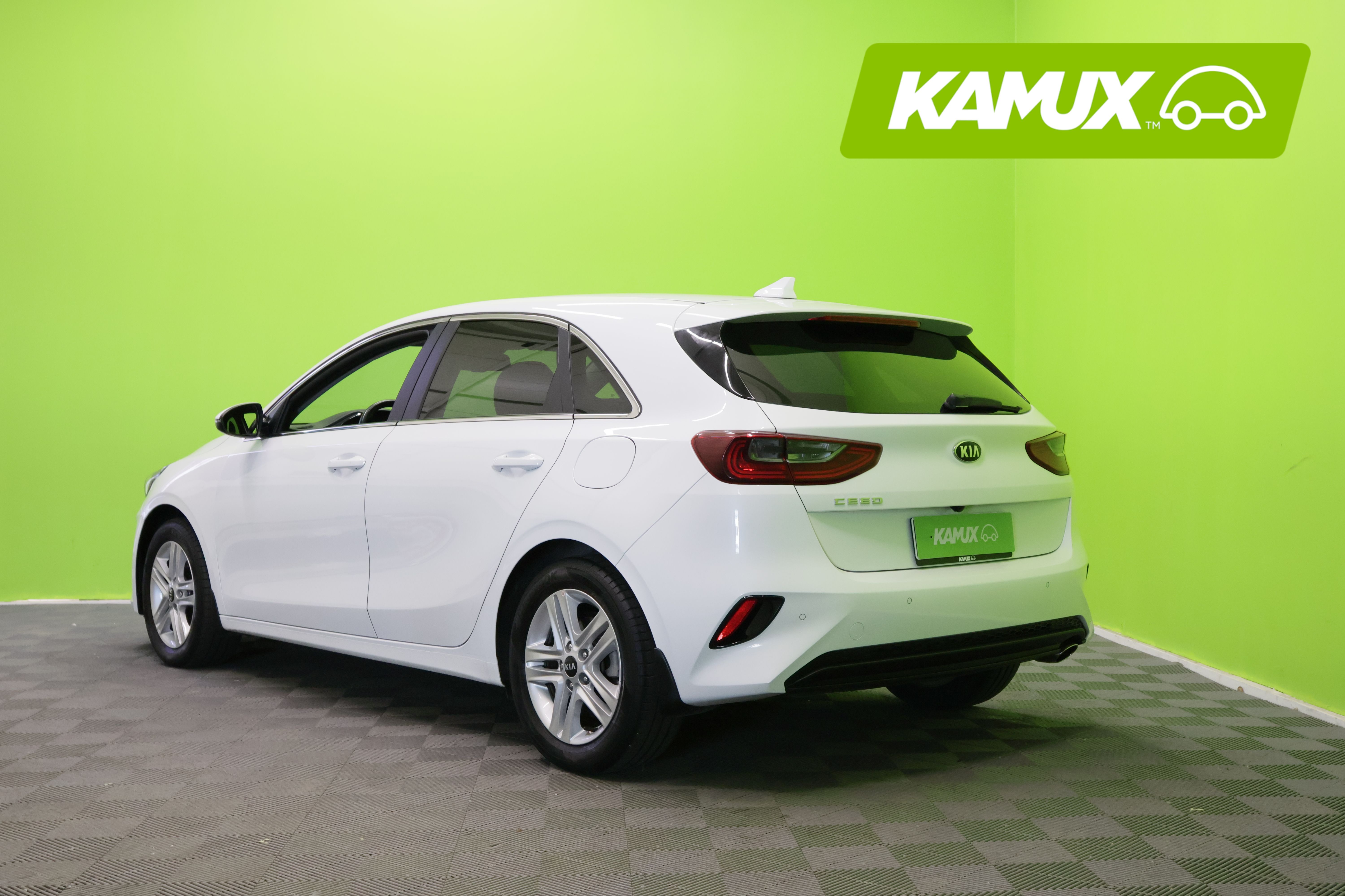 Kia Ceed 1,5 T-GDI 160hv A 2021, kuva 6/23