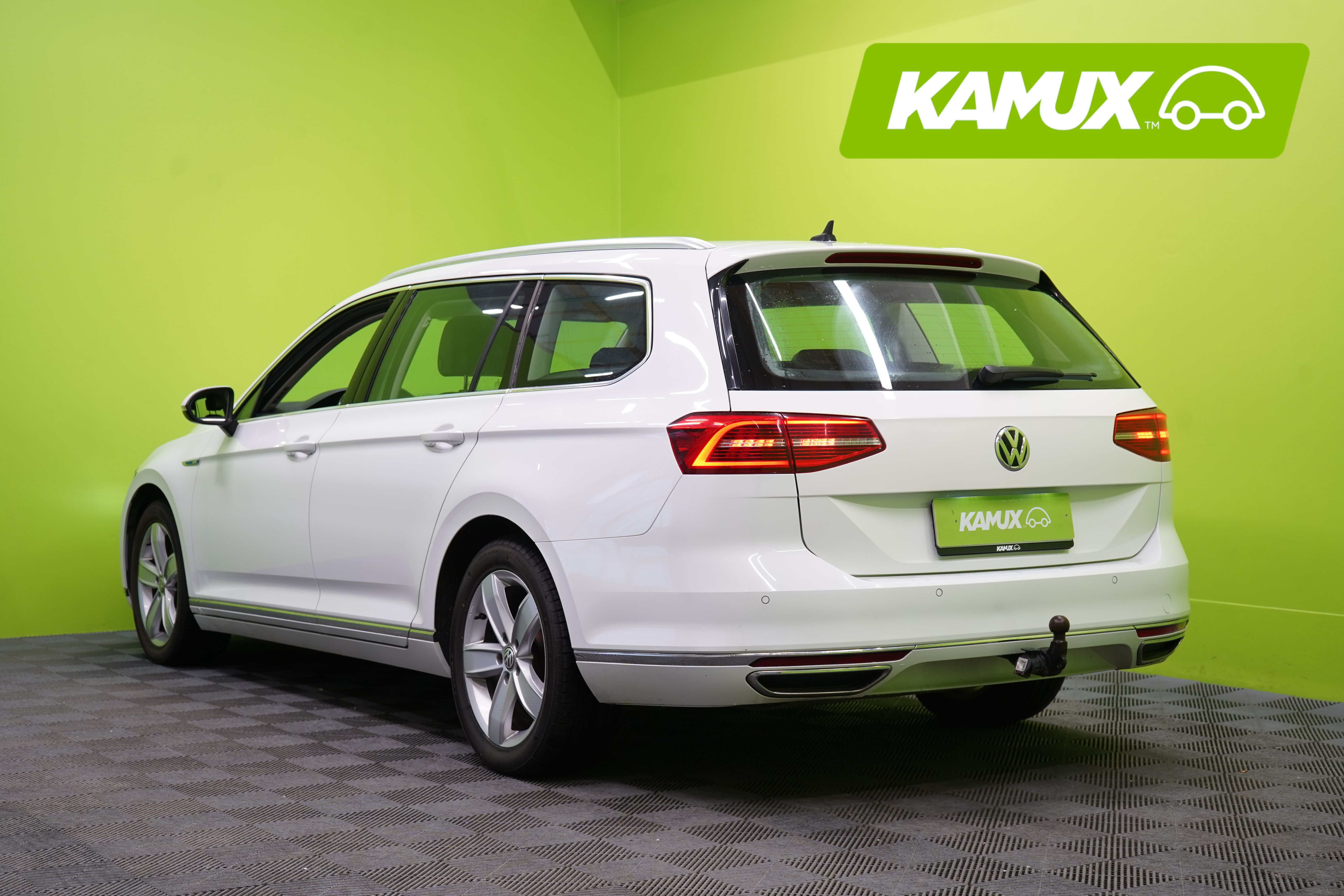 Volkswagen Passat 2016, kuva 4/57
