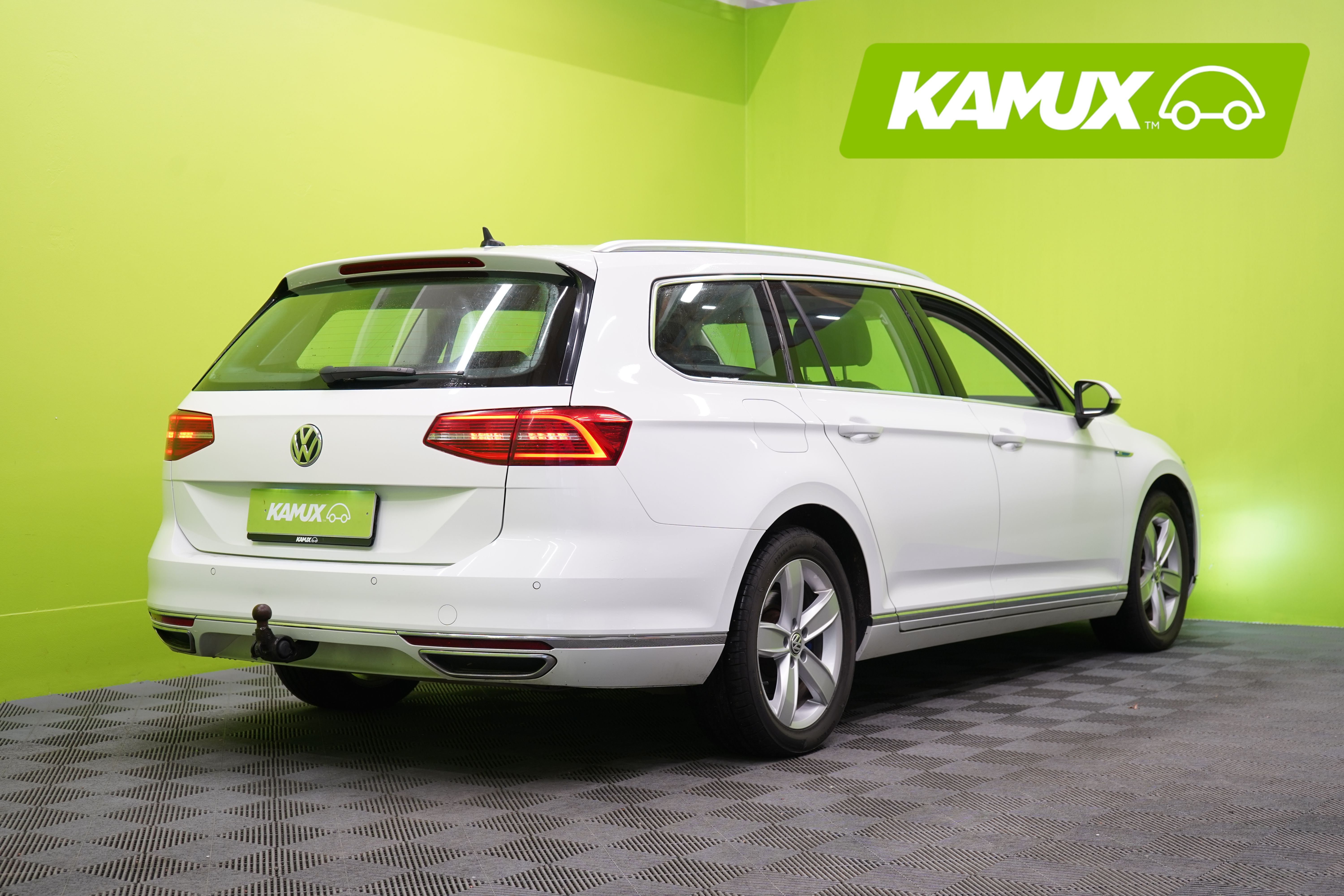 Volkswagen Passat 2016, kuva 3/57