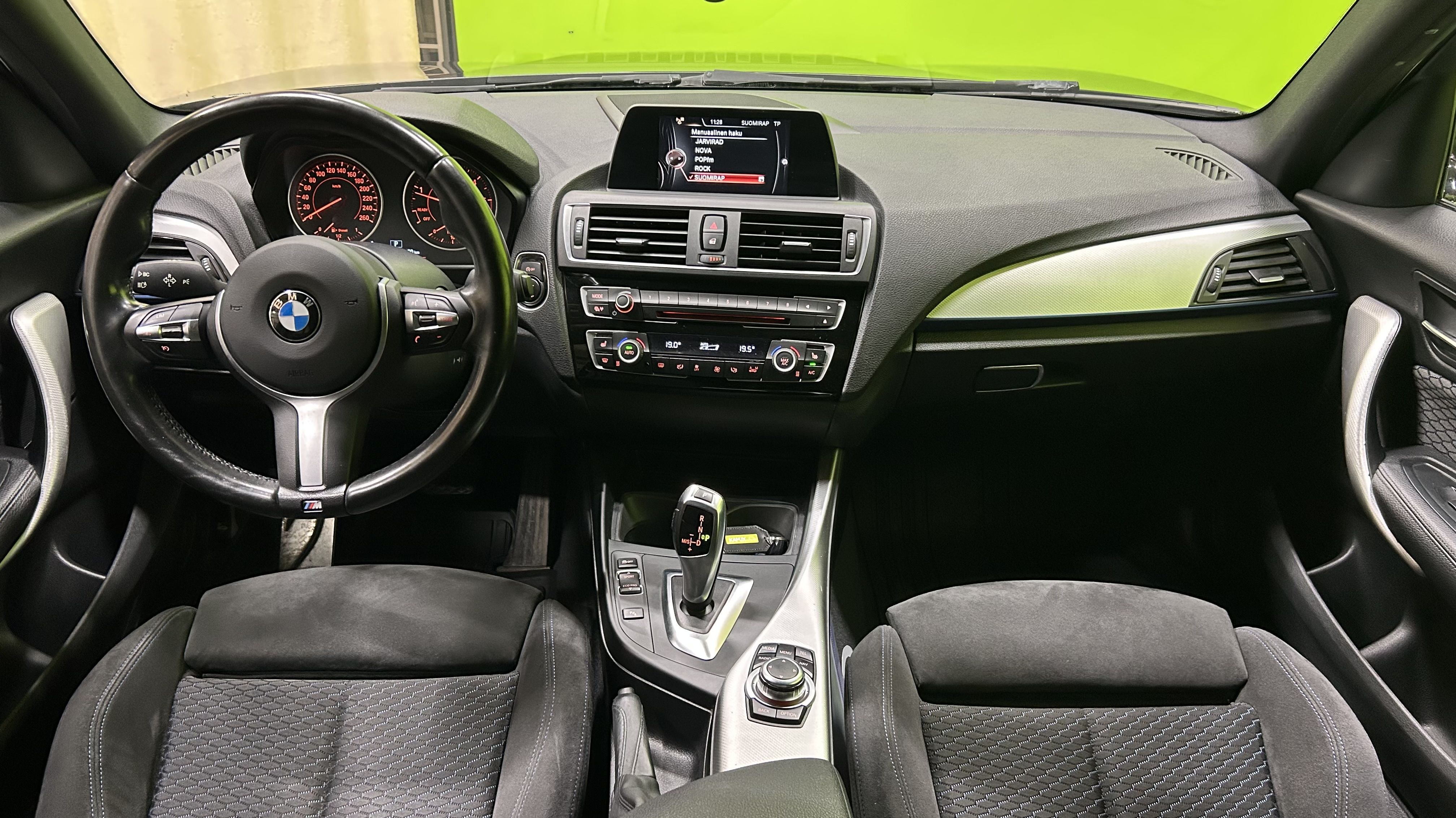 BMW 120 2016, kuva 6/20