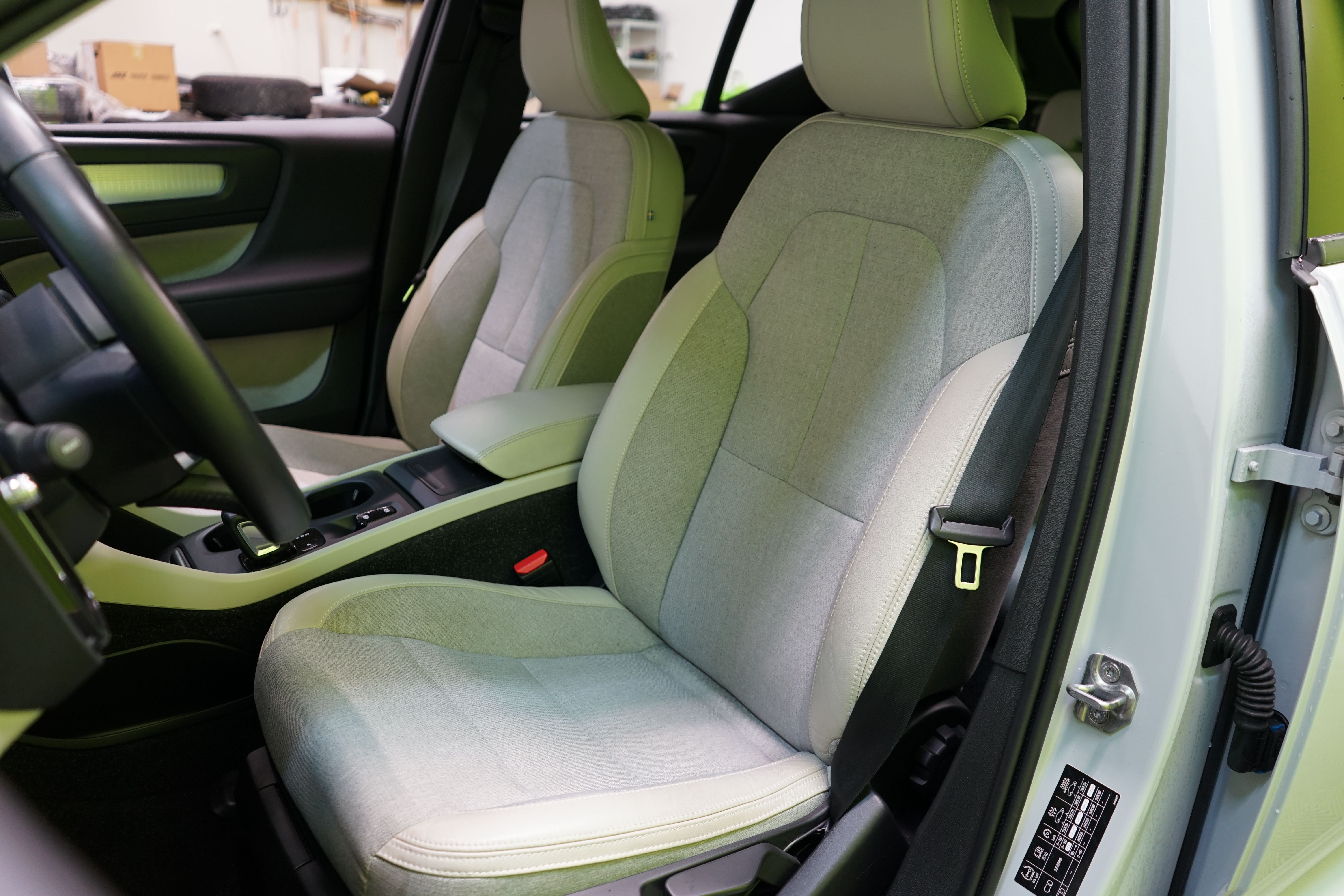 Volvo XC40 T3 Momentum aut 2021, kuva 7/27