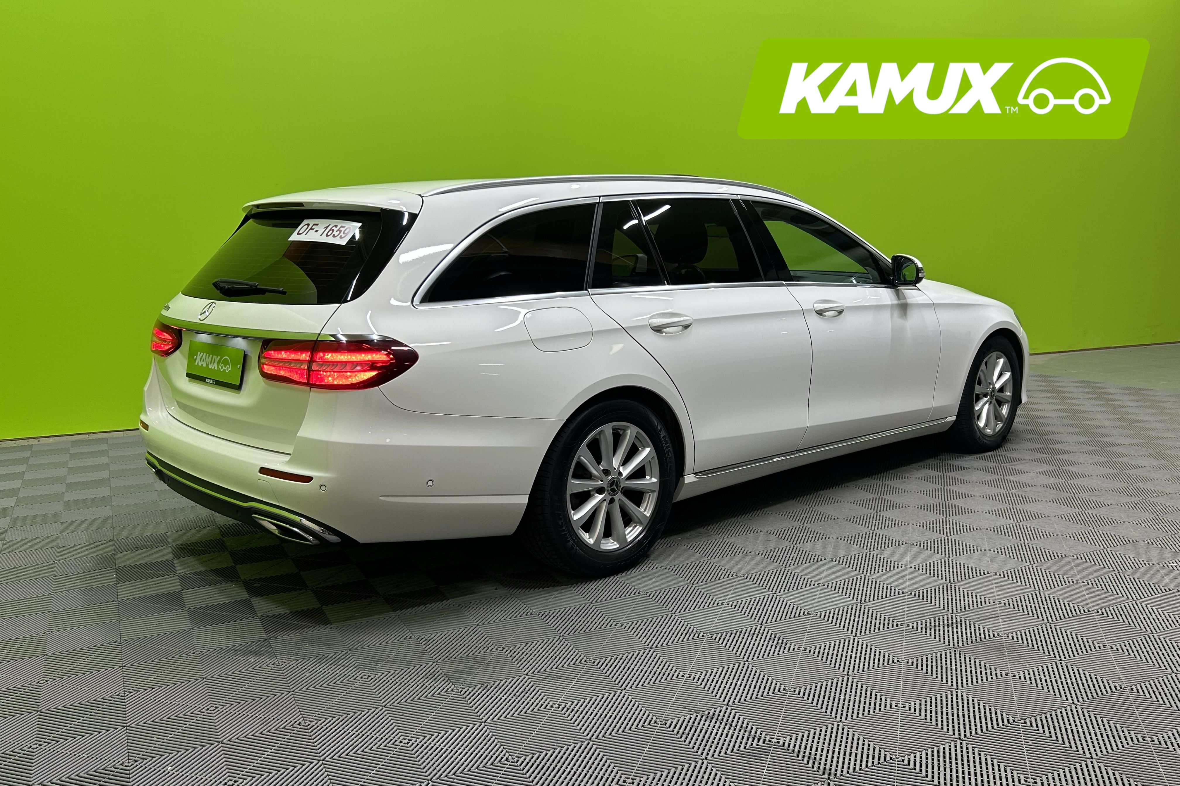 Mercedes-Benz E 220 T d Avantgarde 2017, kuva 3/25