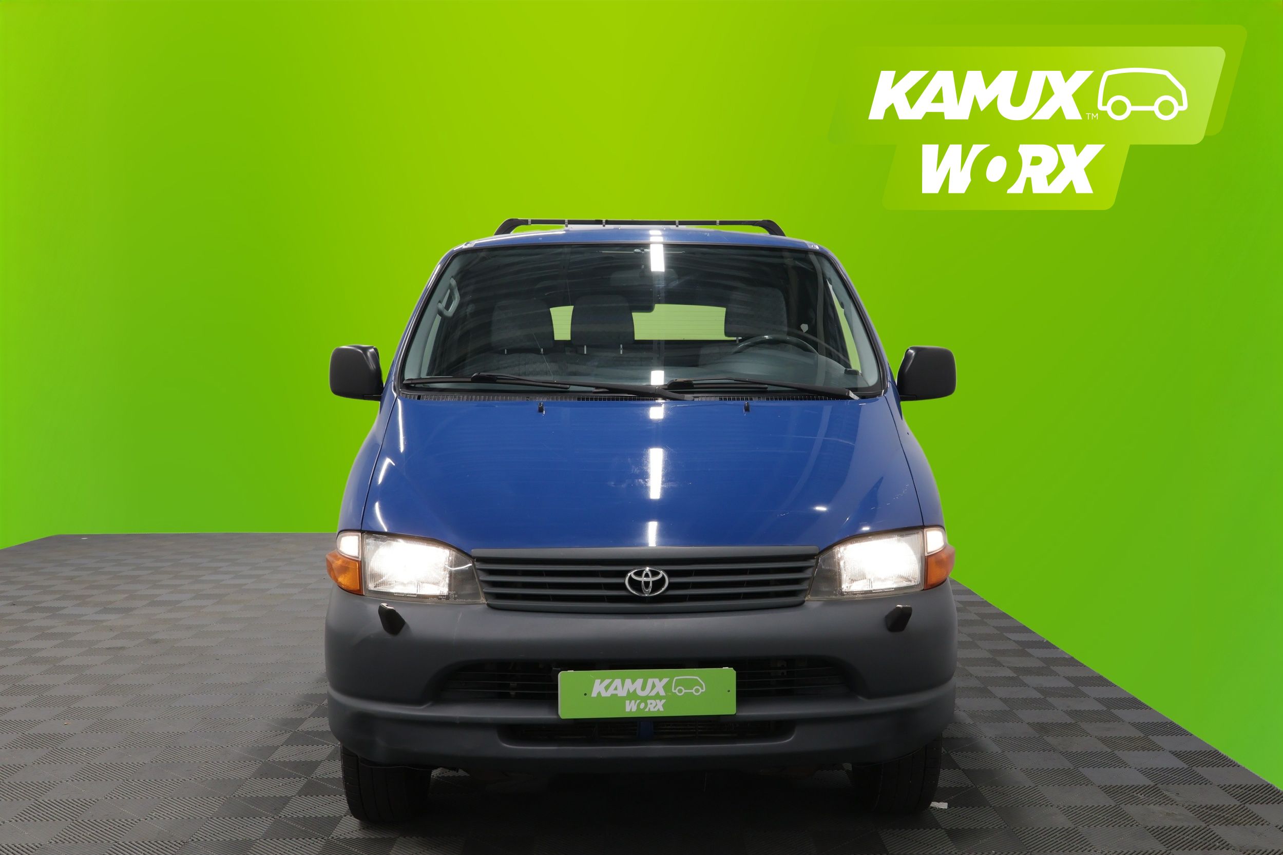 Toyota Hiace 2,5 D-4D 100 5ov pitkä 4WD 2006, kuva 2/19
