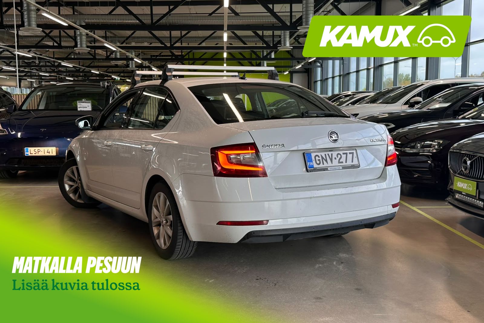 Skoda Octavia 2020, photo 2/10