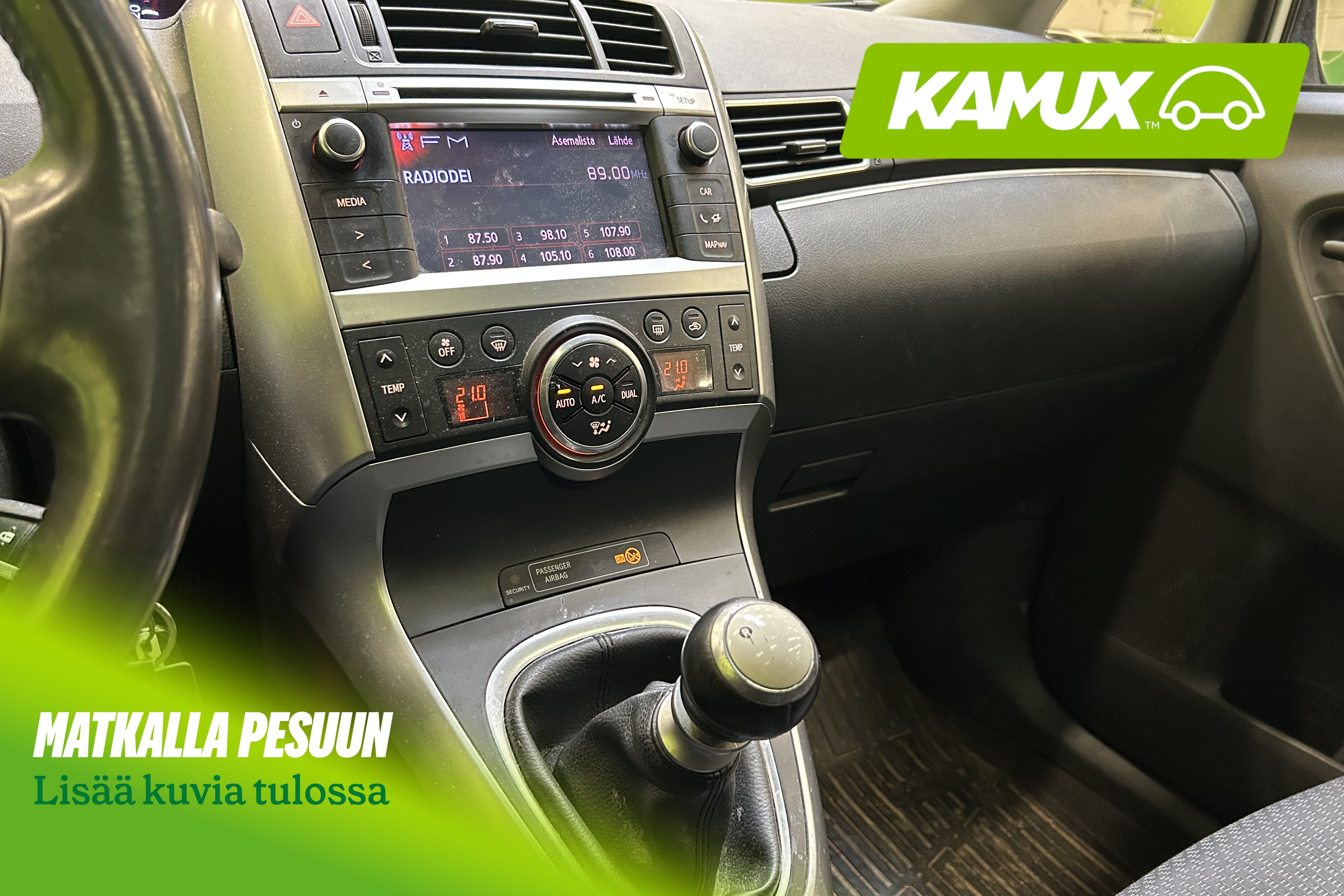 Toyota Verso 1,8 Valvematic Active 7P 2013, kuva 8/8