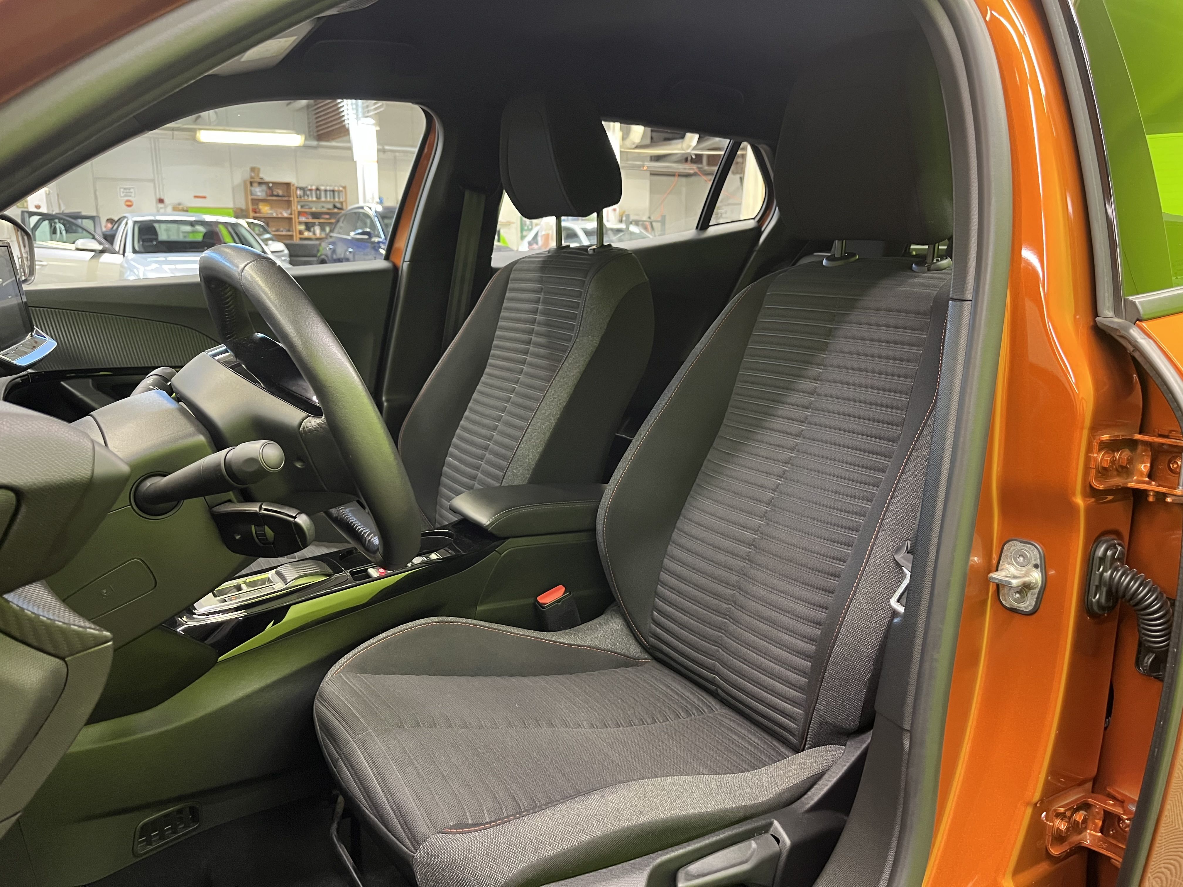 Peugeot 2008 2023, kuva 5/10