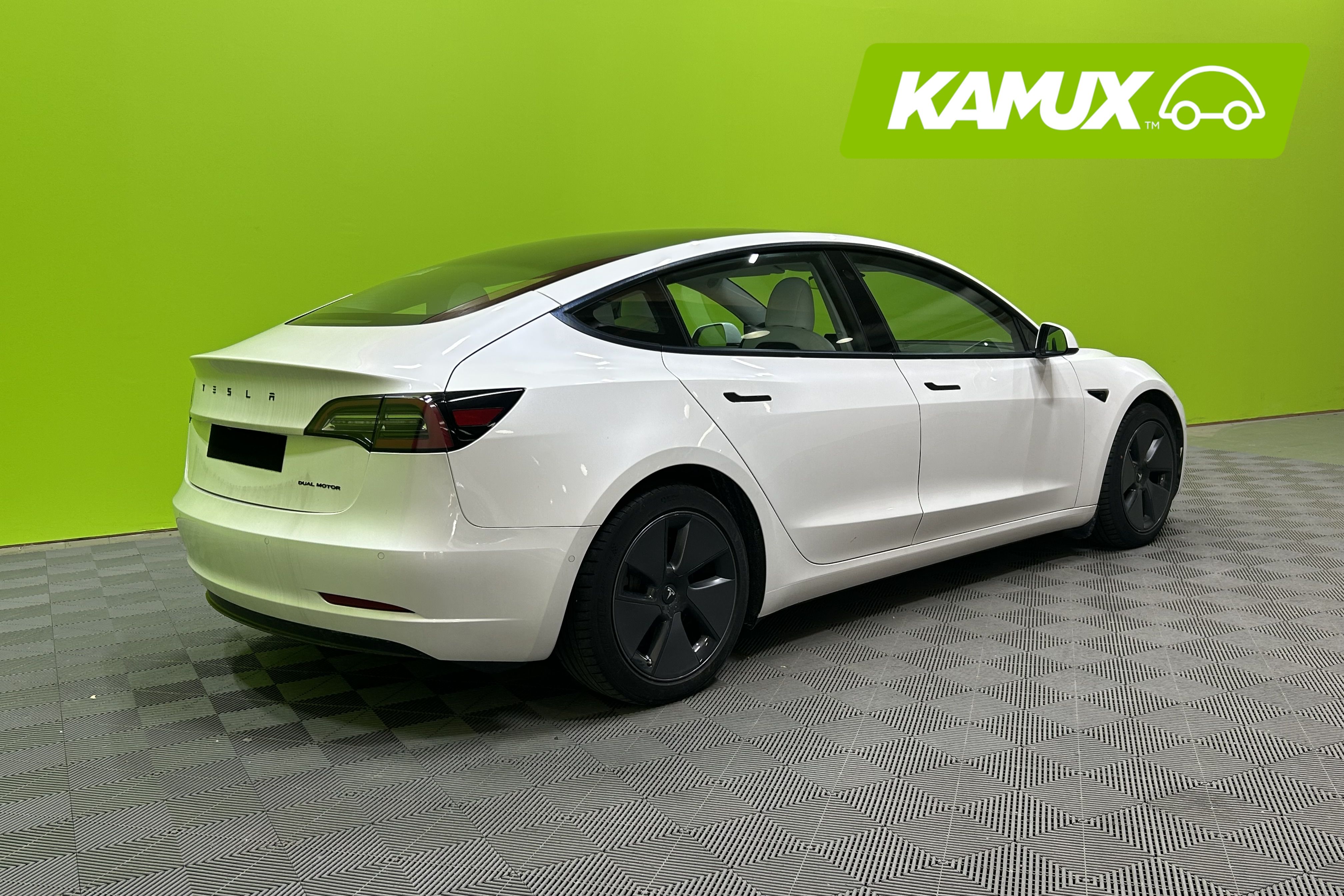 Tesla Model 3 2021, photo 3/9