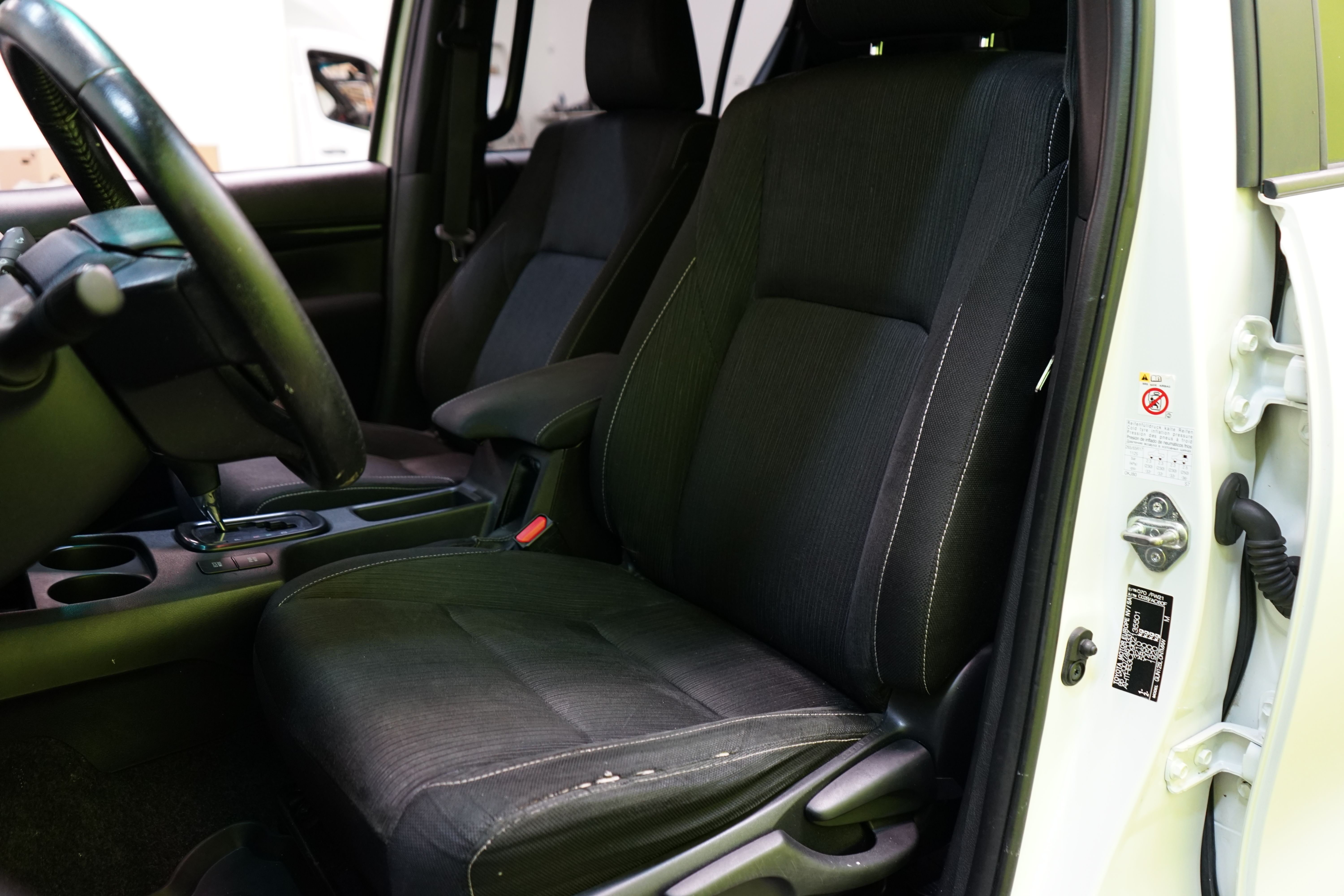 Toyota Hilux Double Cab 2,4 D-4D 150 4WD 2019, kuva 7/27