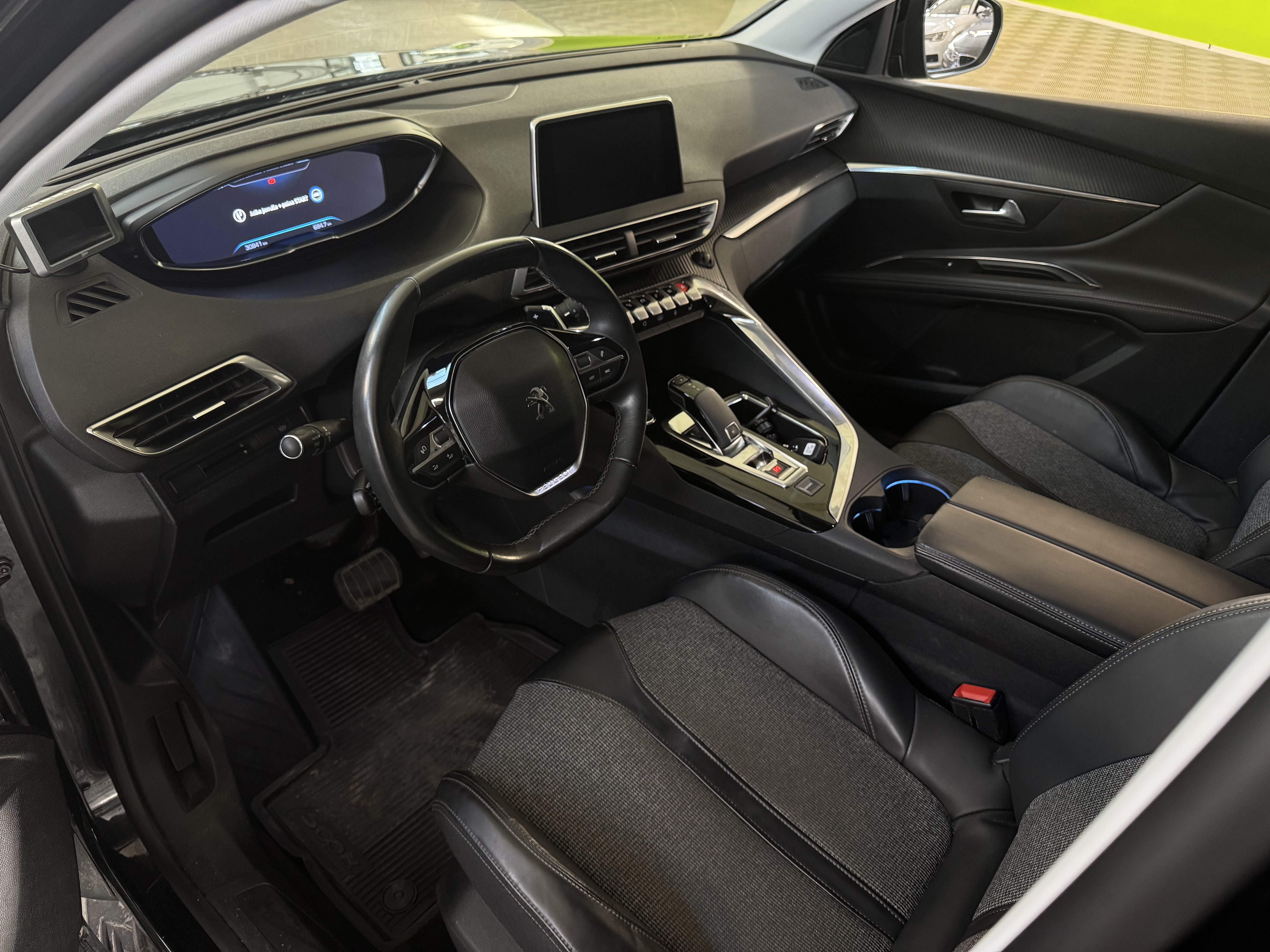 Peugeot 5008 2018, photo 3/3