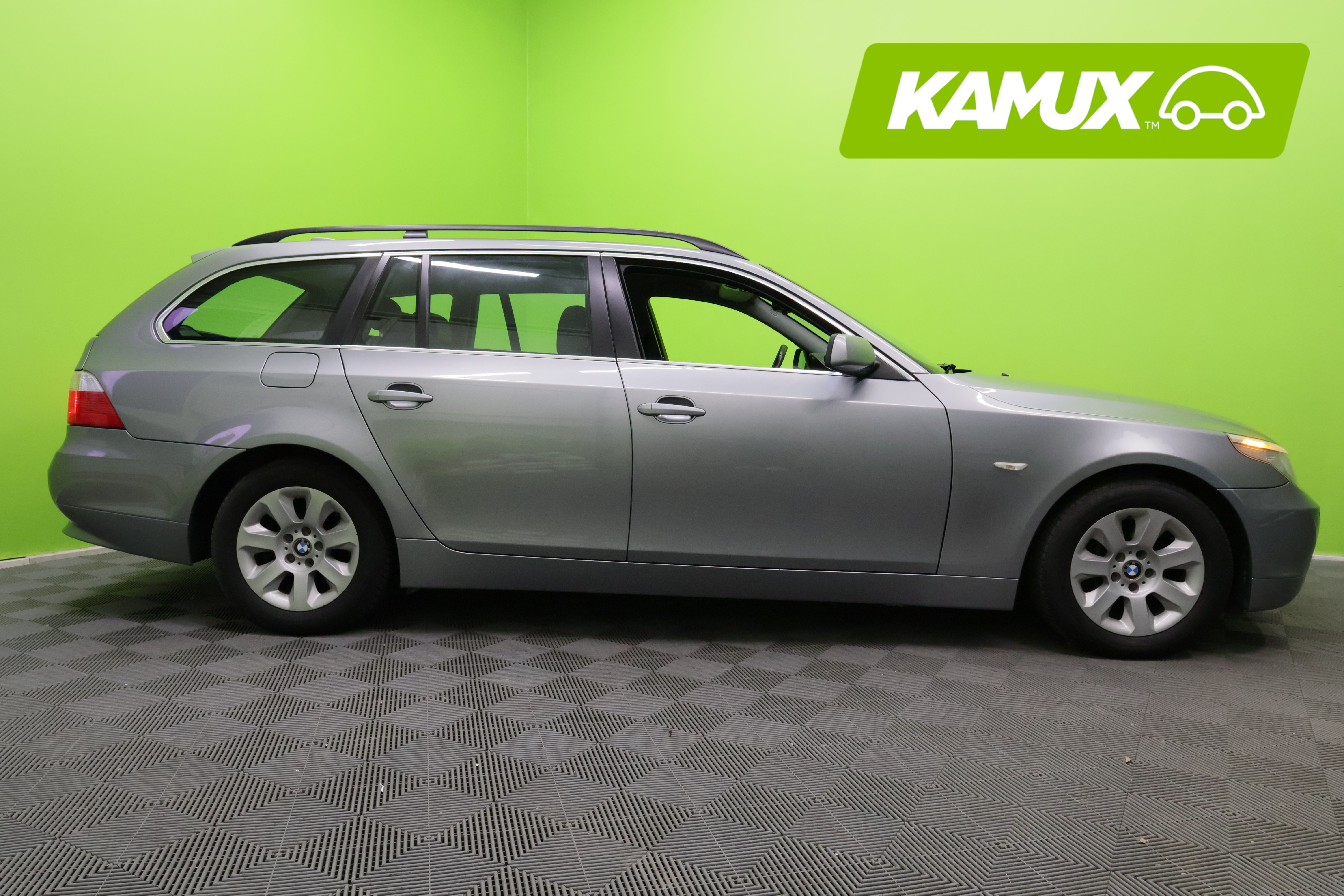 BMW 525 i E61 Touring 2006, kuva 2/22
