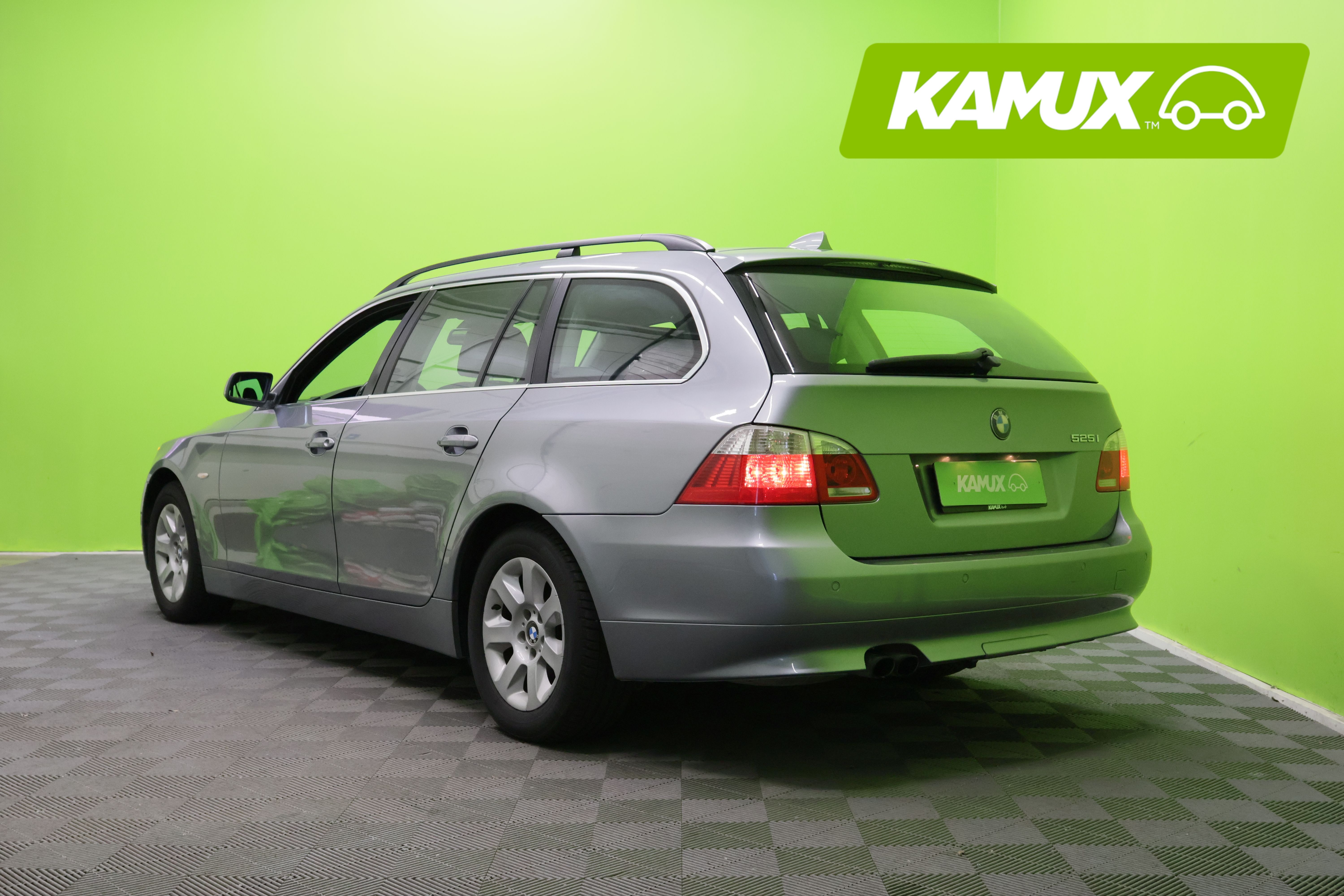 BMW 525 i E61 Touring 2006, kuva 6/22