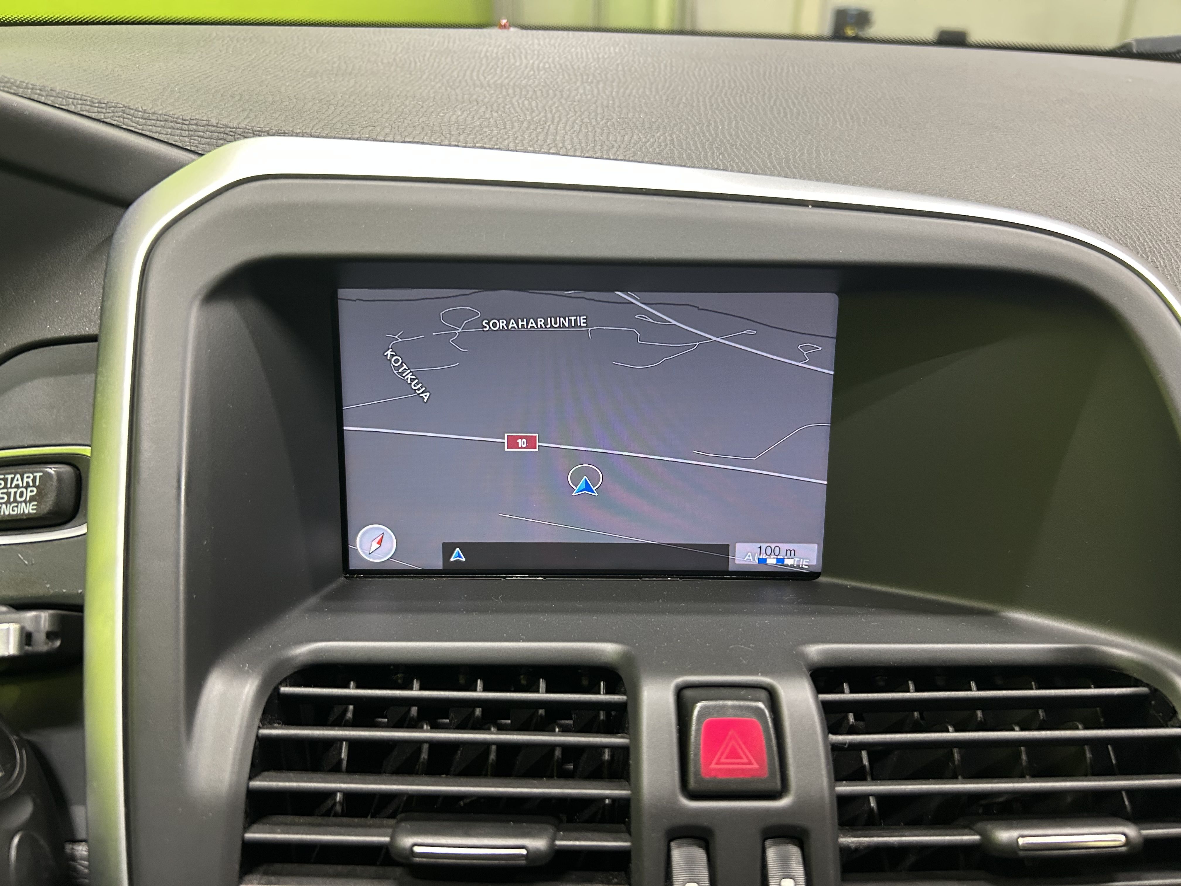 Volvo XC60 D3 DRIVe Kinetic 2011, kuva 5/6