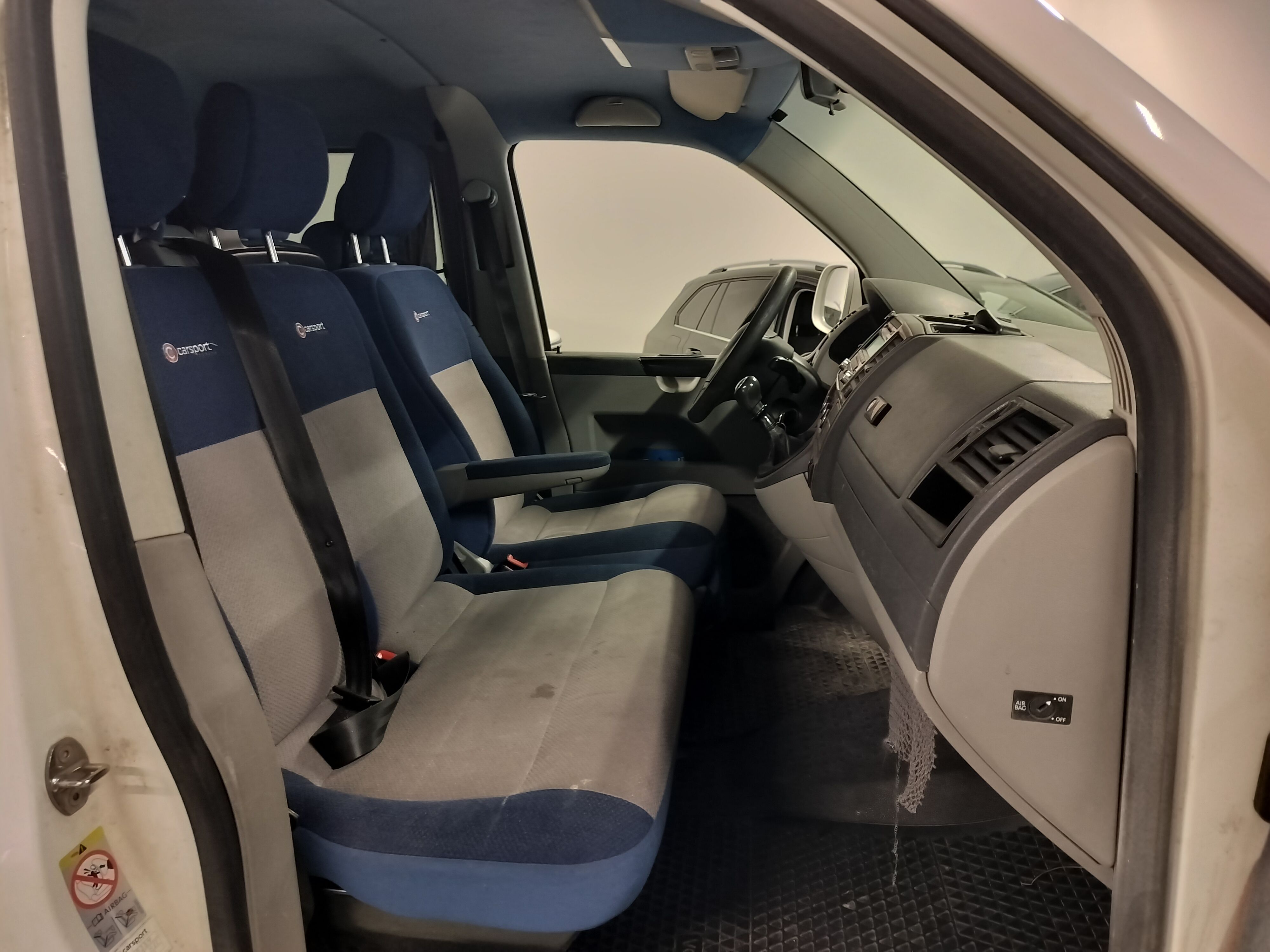 Volkswagen Transporter 2012, kuva 6/10