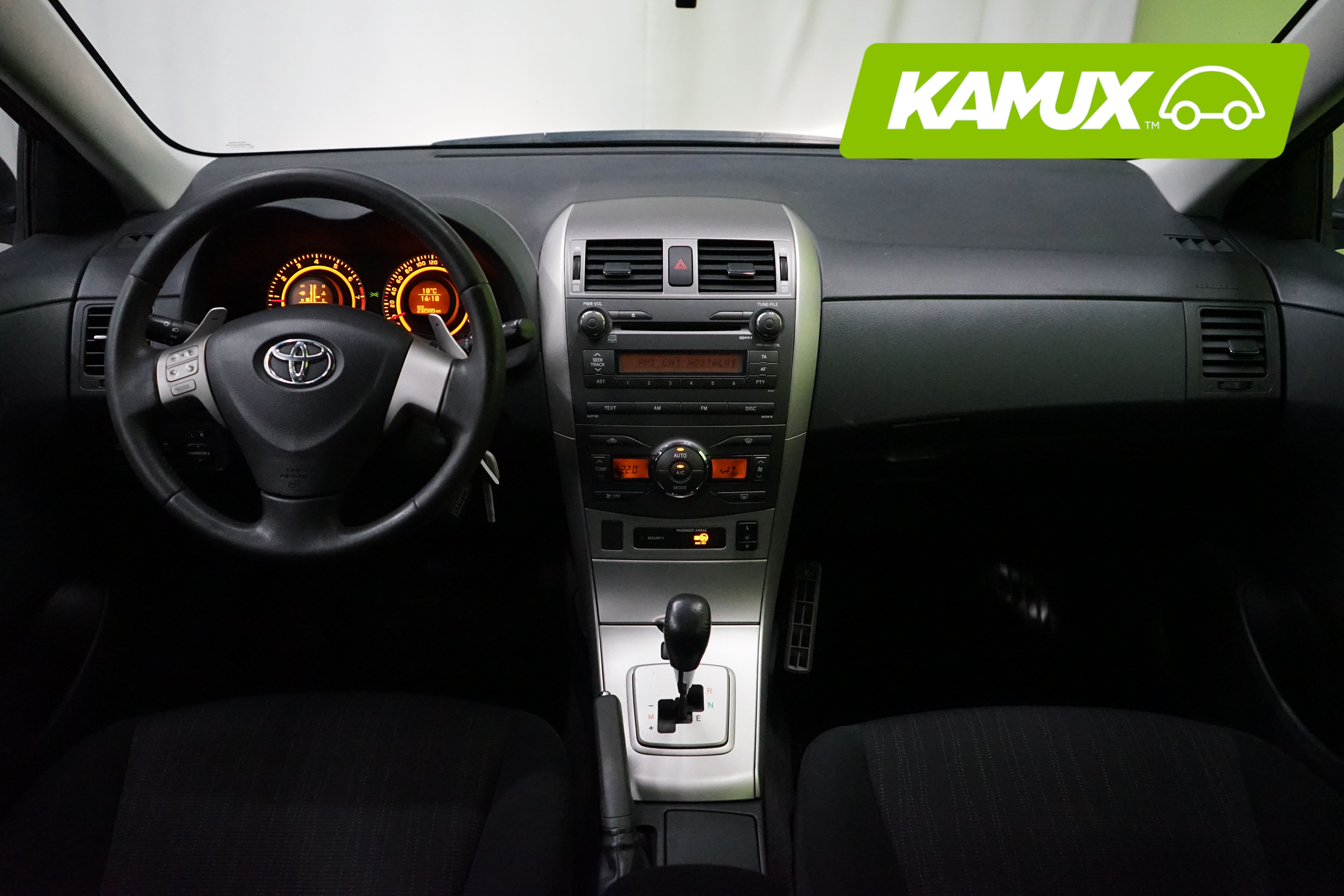 Toyota Corolla 2010, photo 6/14