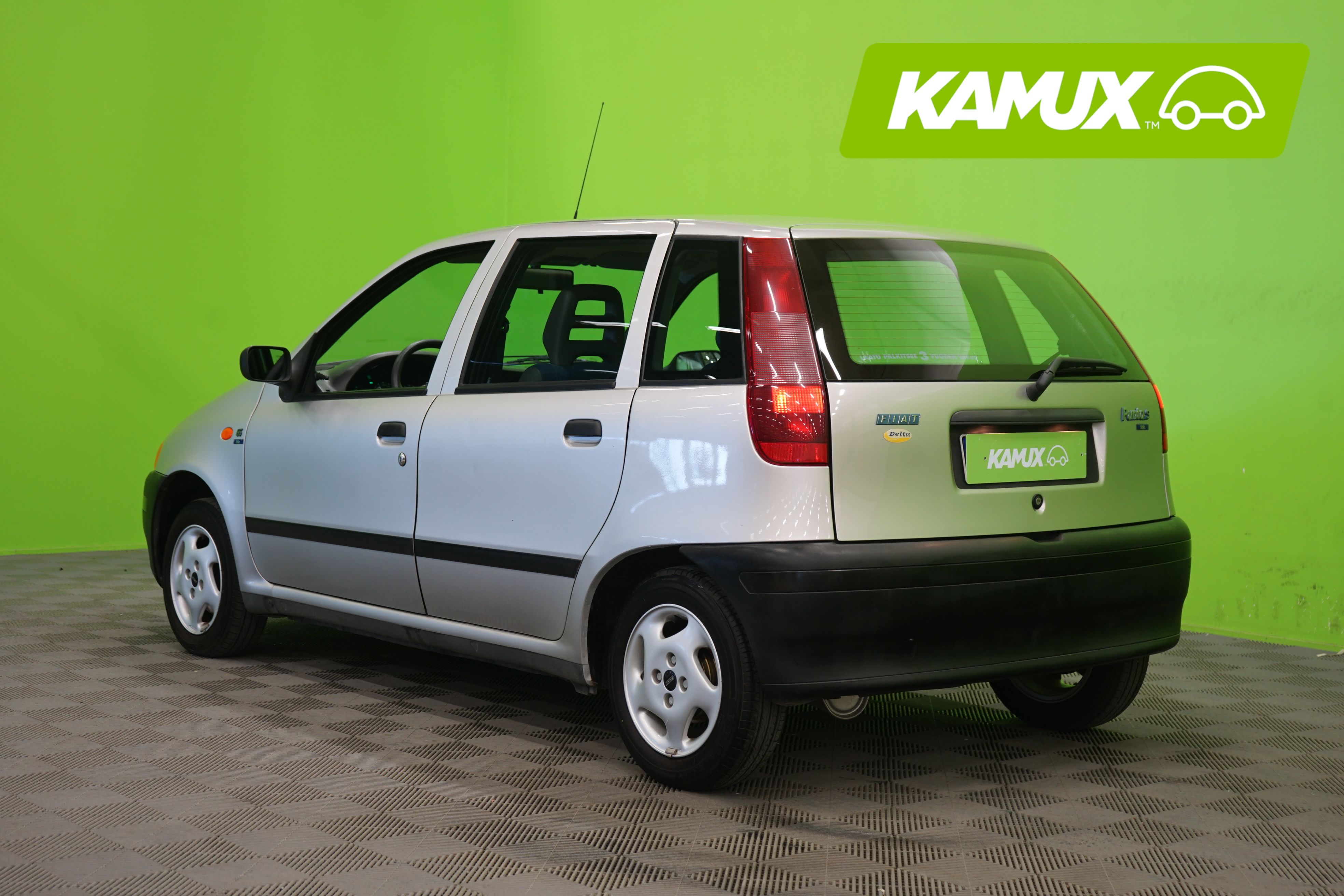 Fiat Punto 55 S 1,1 5d 1999, kuva 4/21