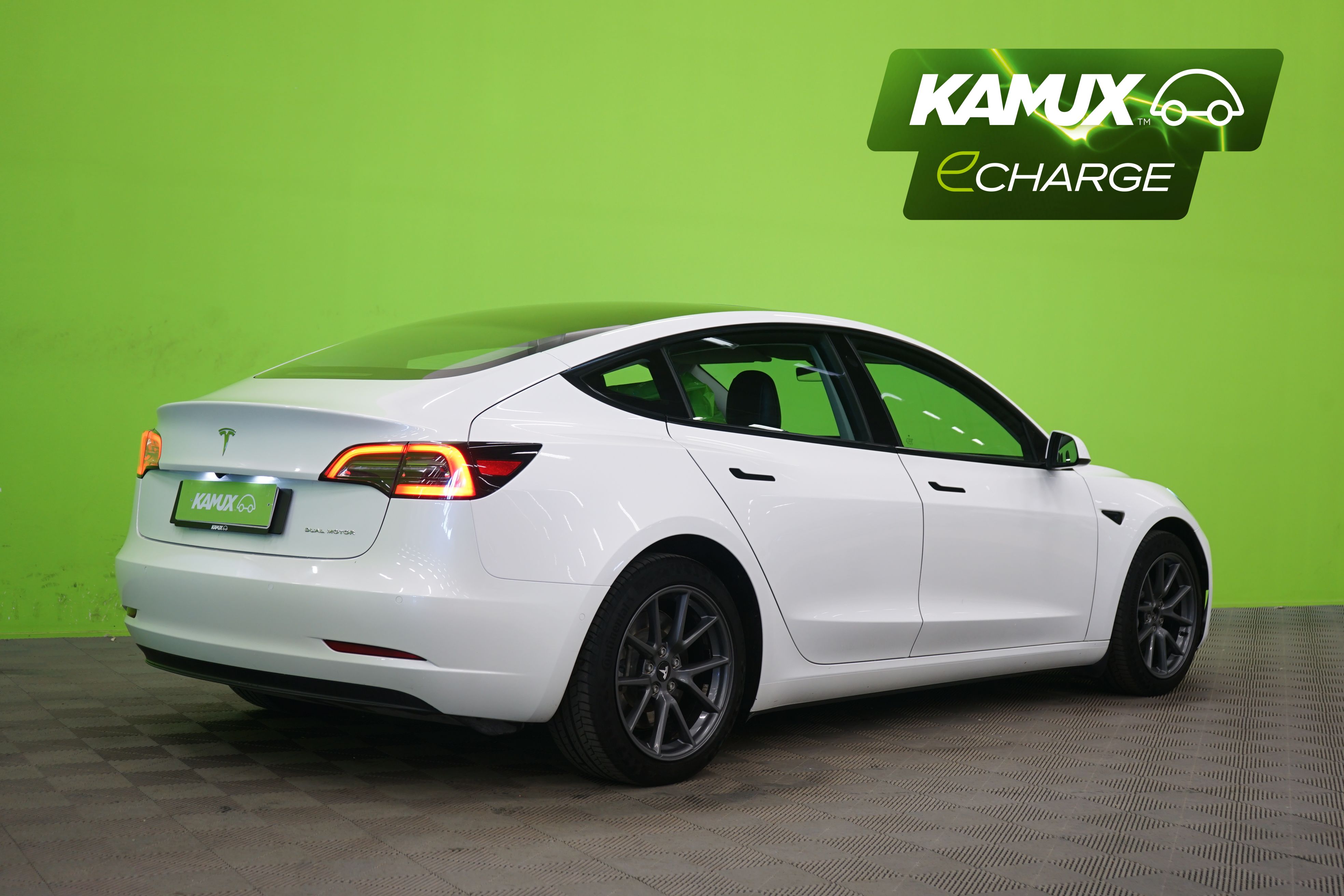 Tesla Model 3 Long Range Dual Motor AWD 2021, kuva 3/28