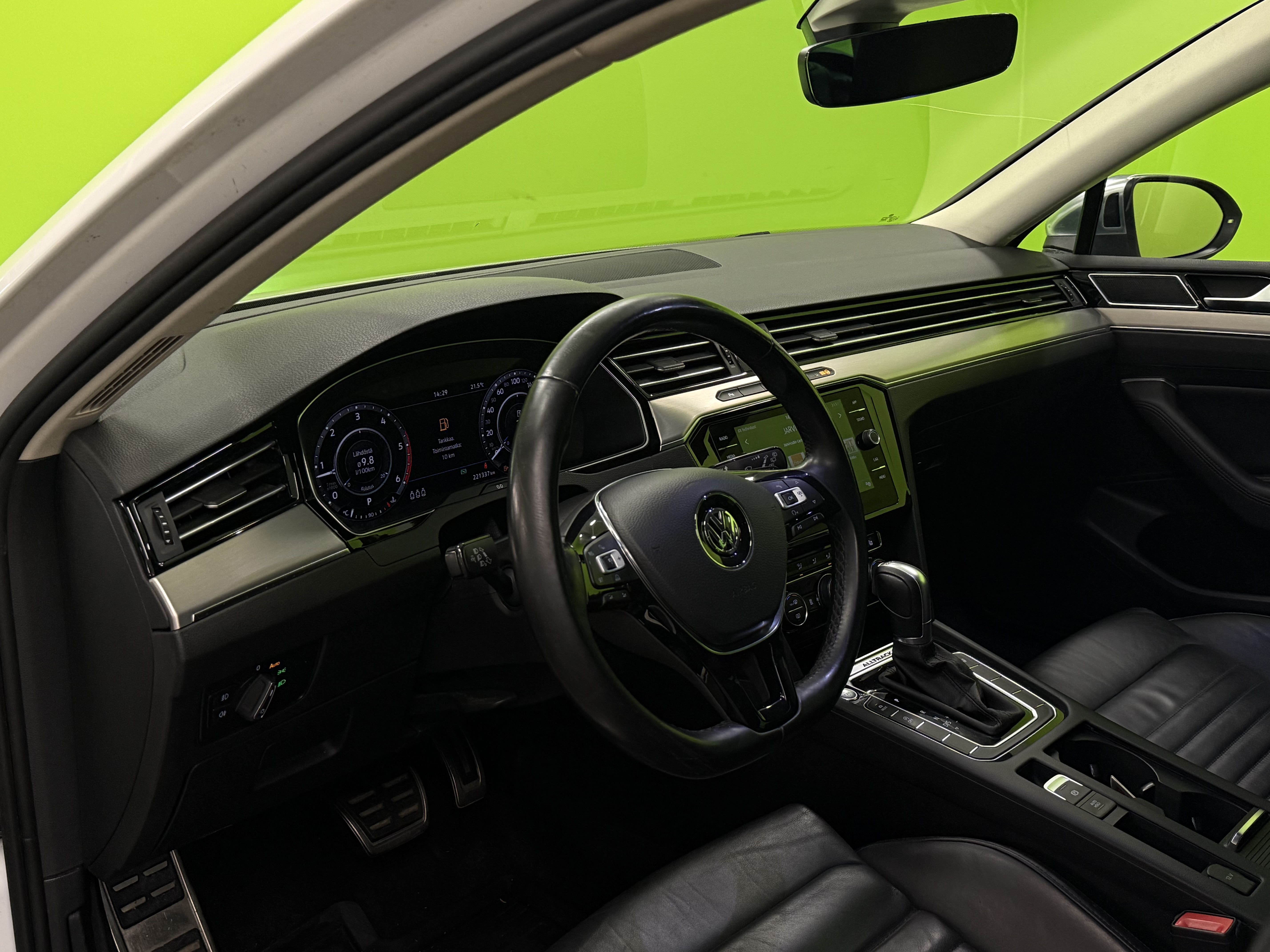 Volkswagen Passat 2017, kuva 7/26
