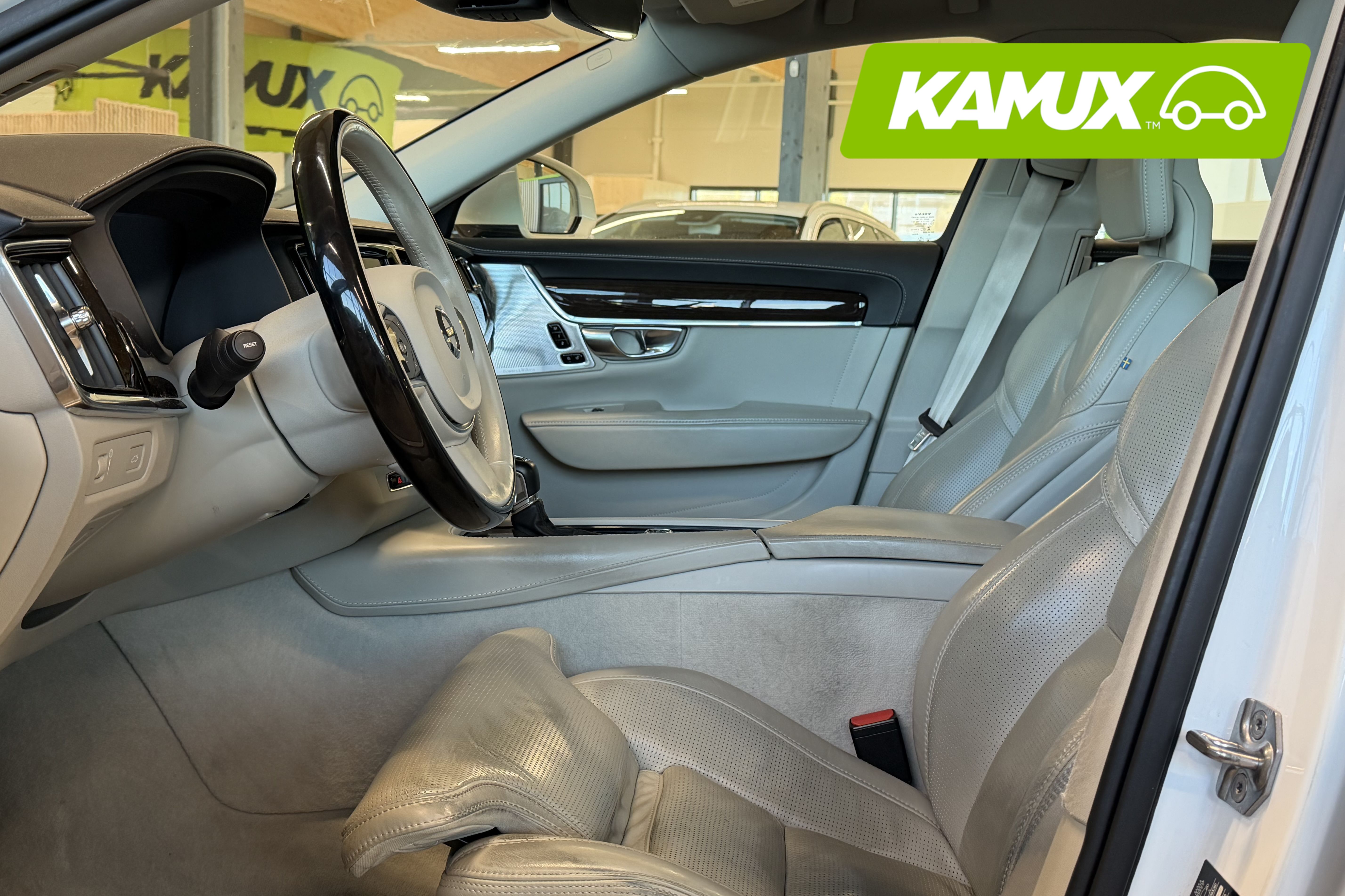 Volvo S90 D4 Inscription 2017, photo 4/10