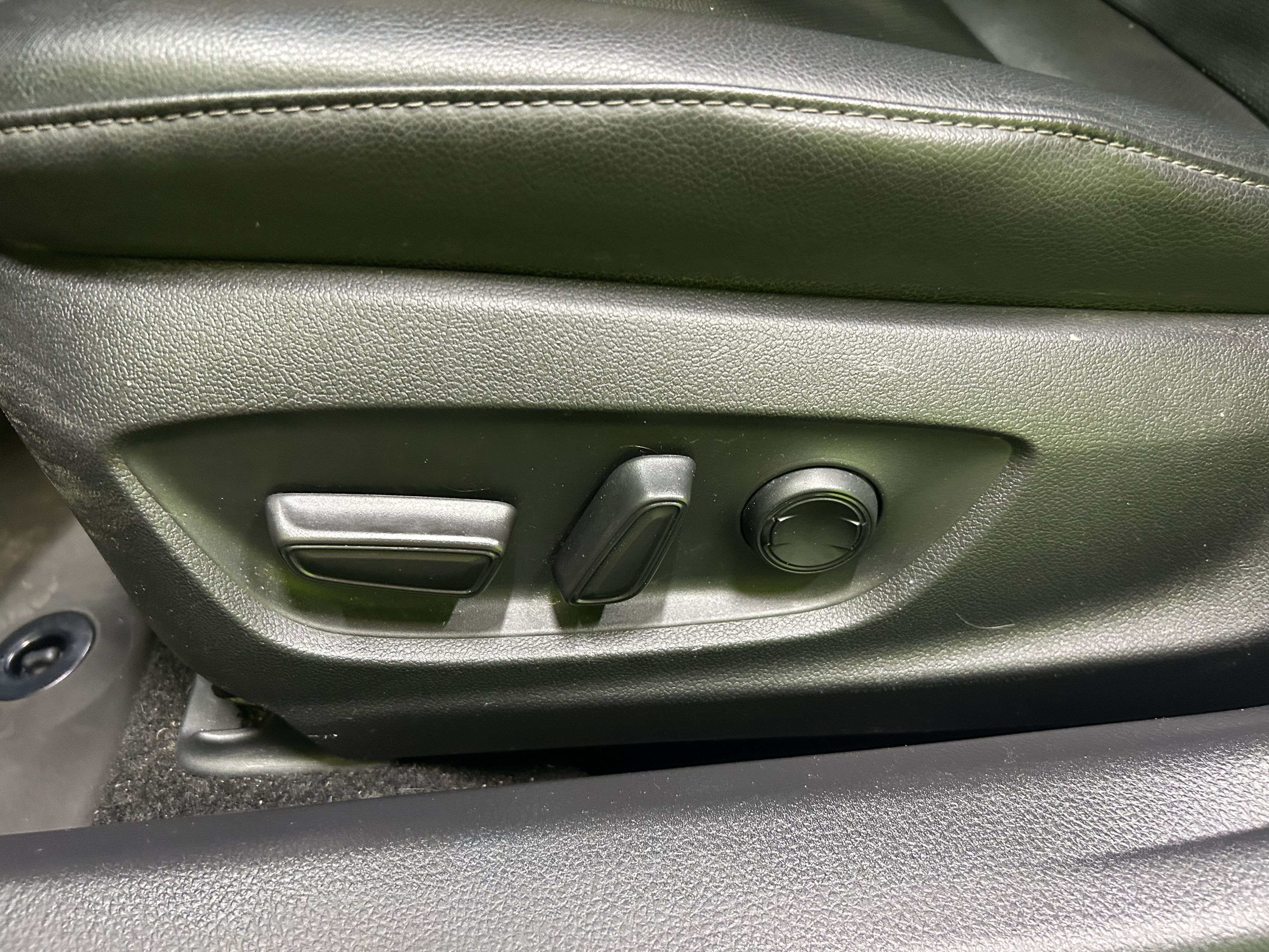 Toyota Camry 2,5 Hybrid Active 2023, kuva 5/7