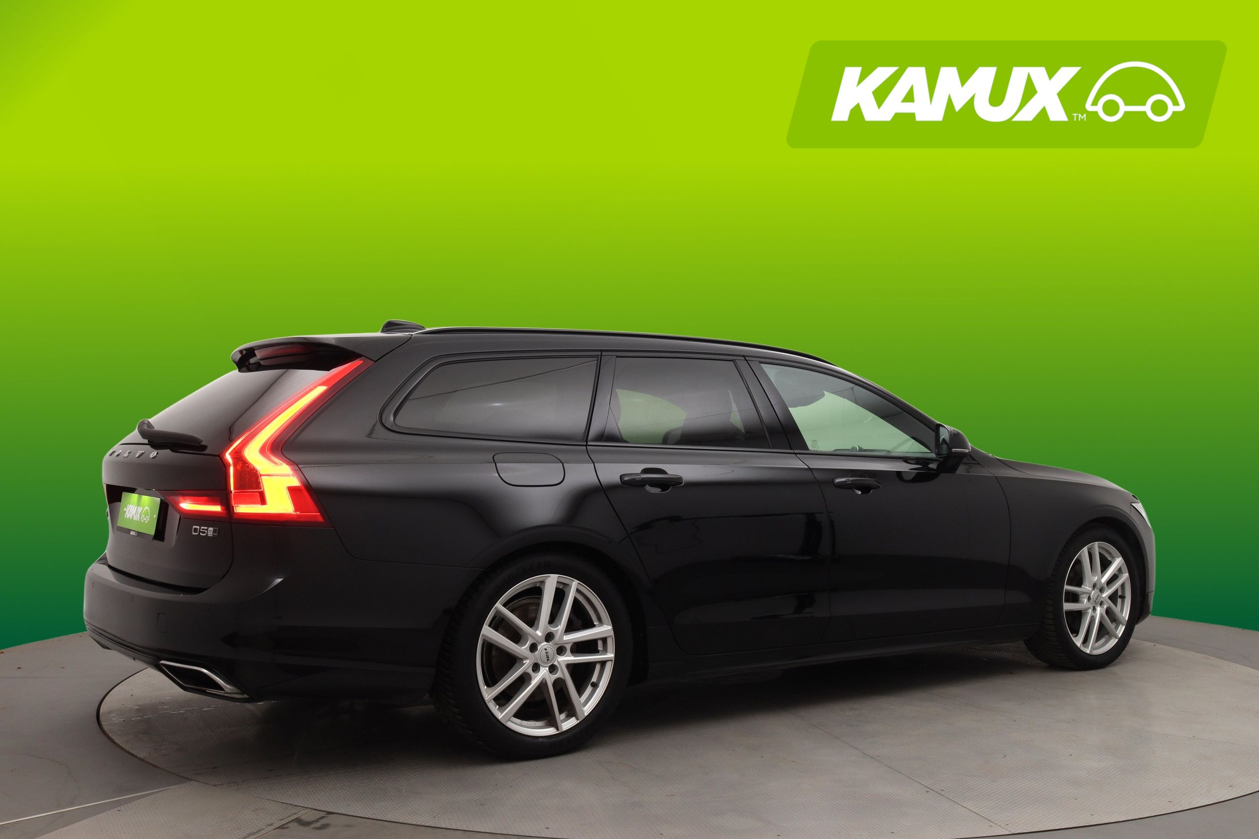 Volvo V90 D5 AWD R-Design aut 2020, kuva 2/30