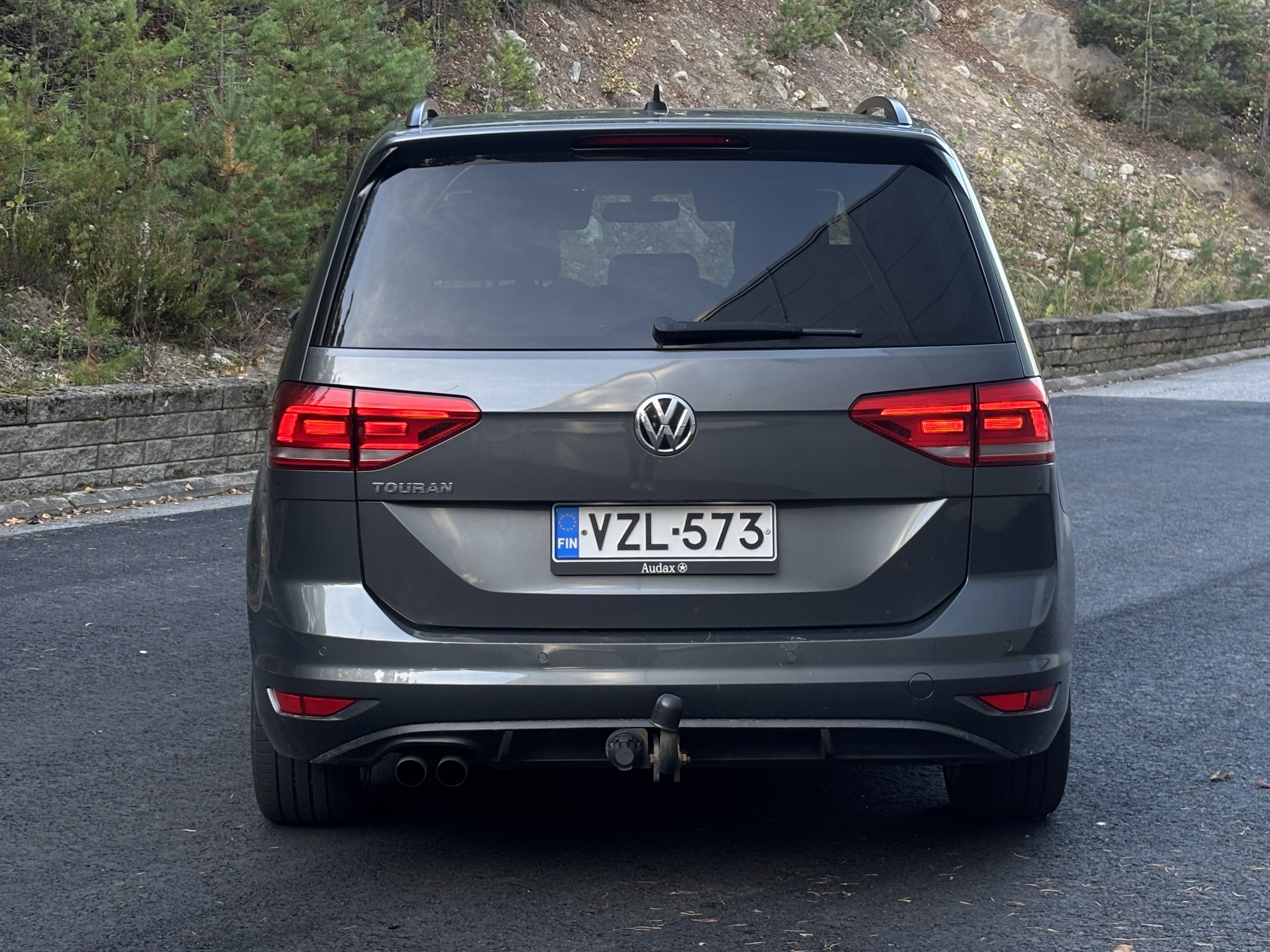 Volkswagen Touran 2018, kuva 4/12