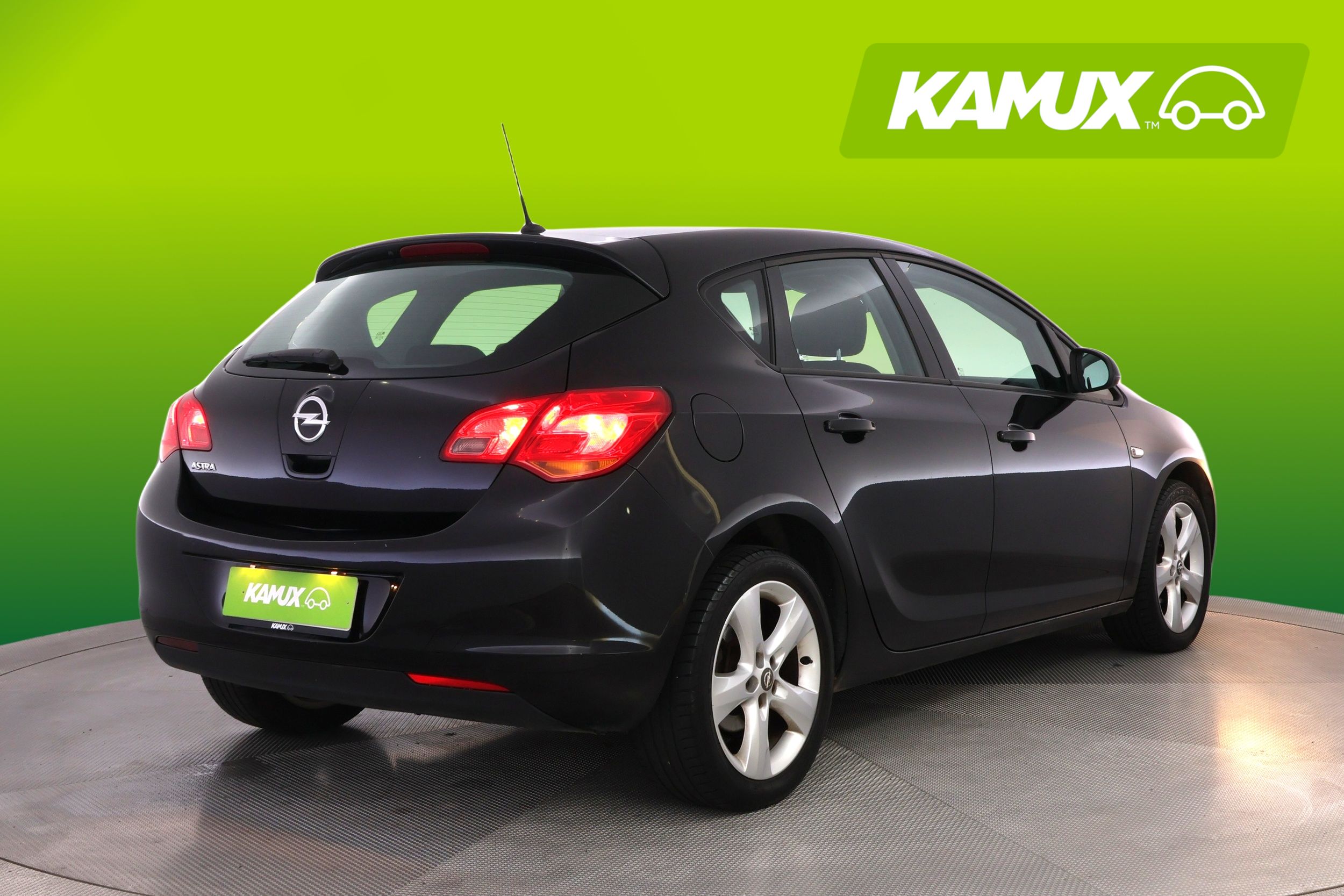 Opel Astra 2010, kuva 3/18