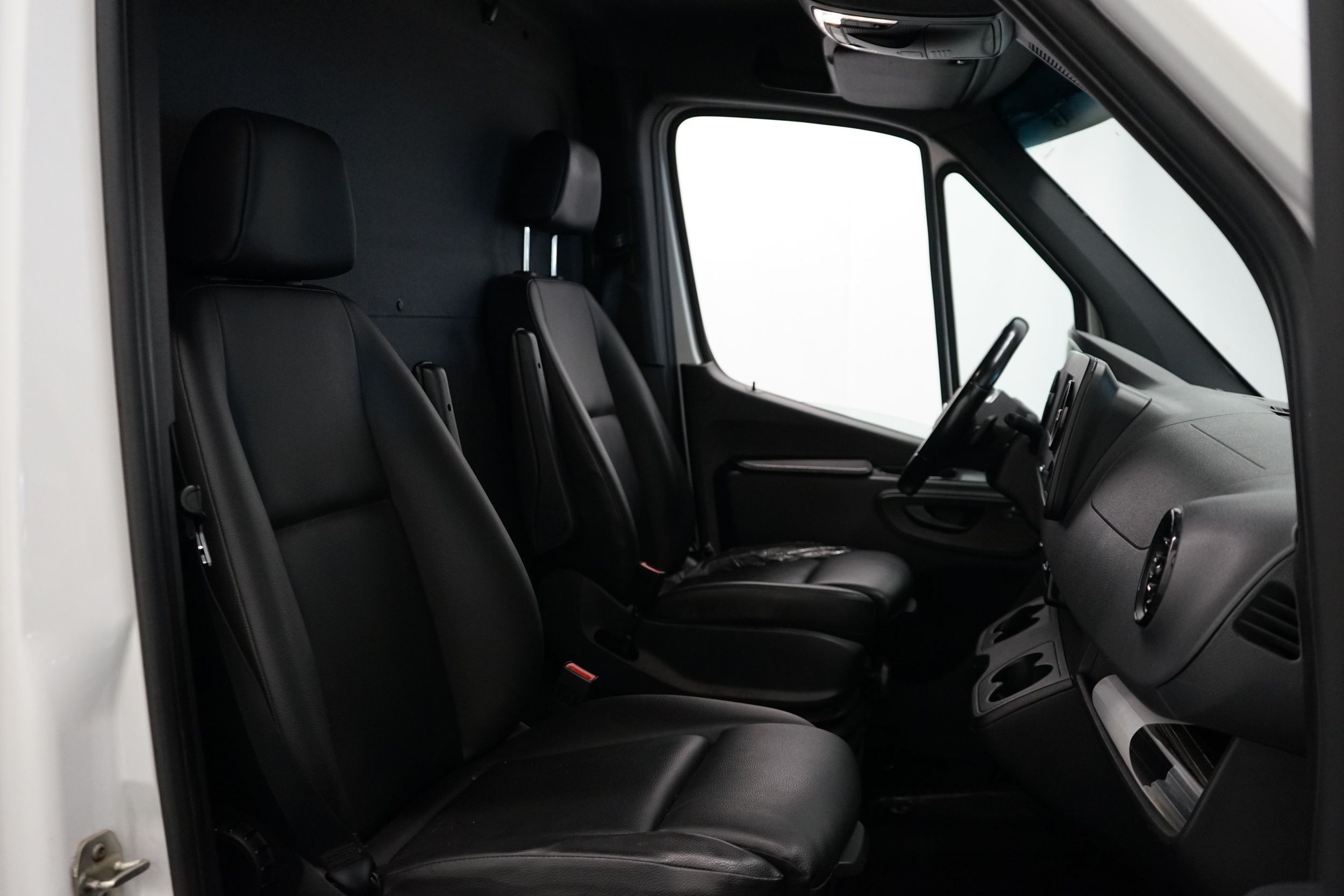 Mercedes-Benz Sprinter 2022, kuva 7/21