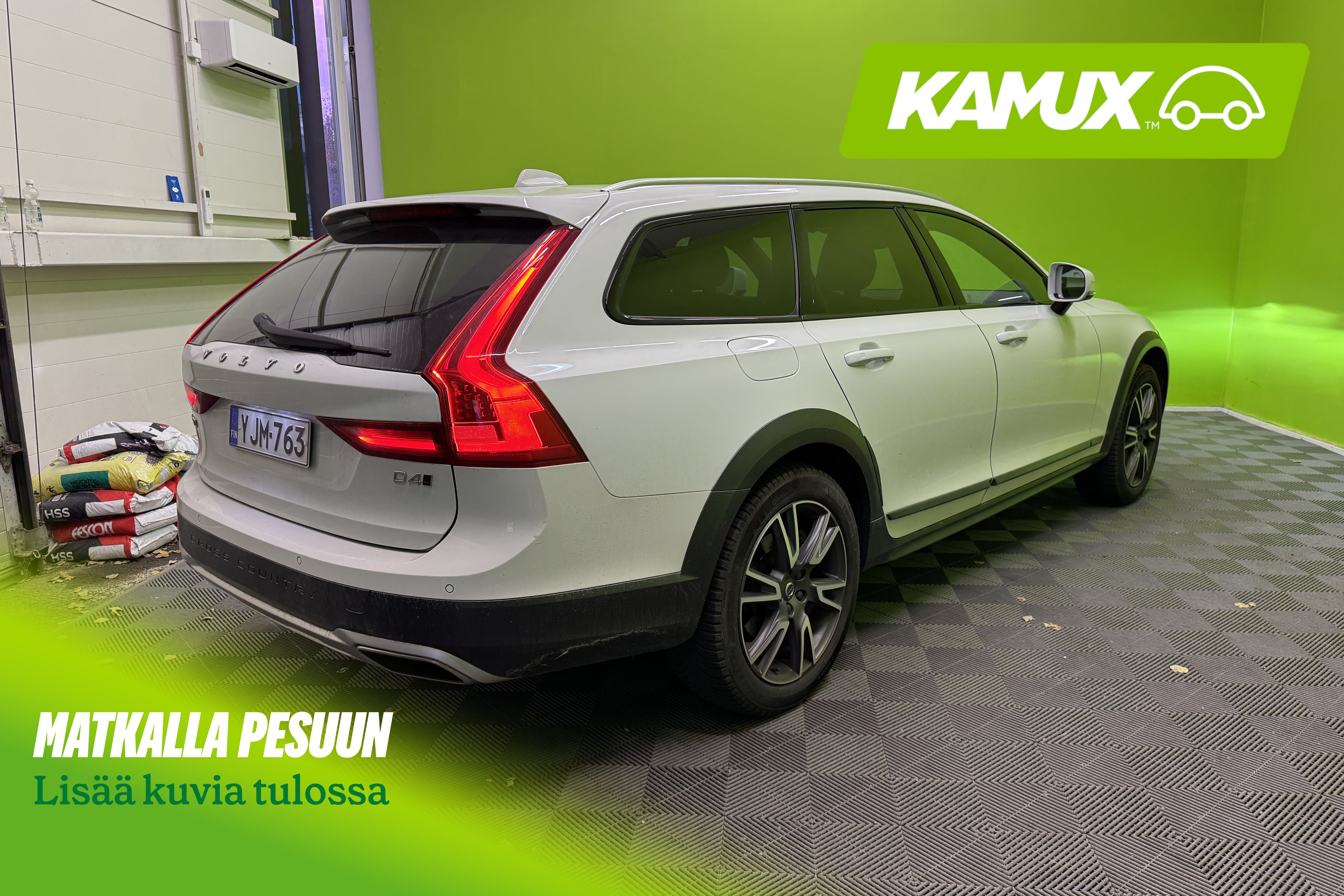 Volvo V90 Cross Country D4 AWD Pro aut 2017, kuva 2/16