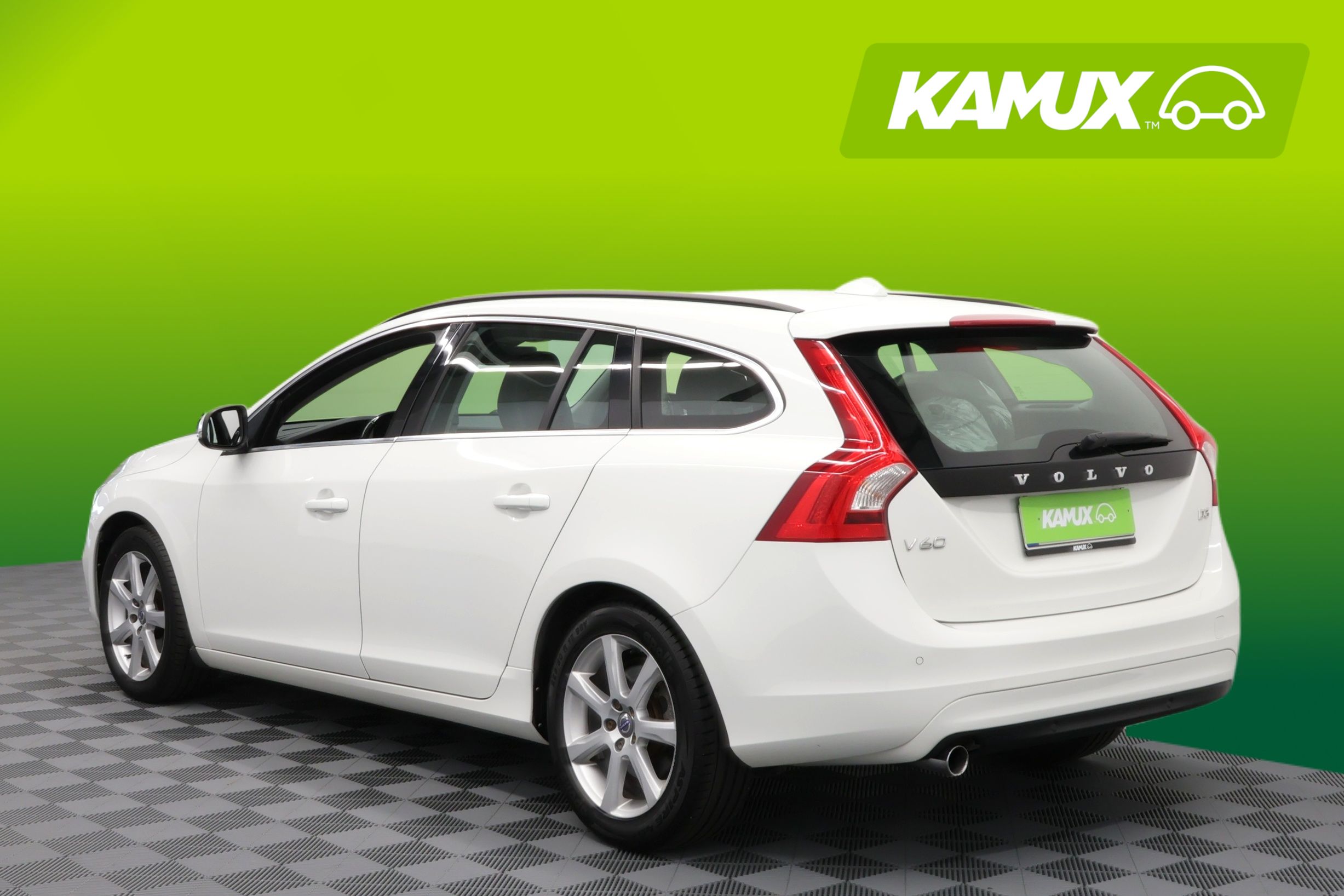 Volvo V60 D3 Momentum aut 2017, kuva 3/28