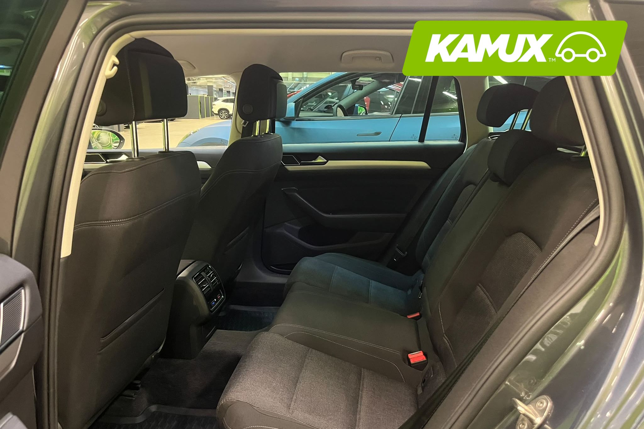 Volkswagen Passat 2015, photo 6/6