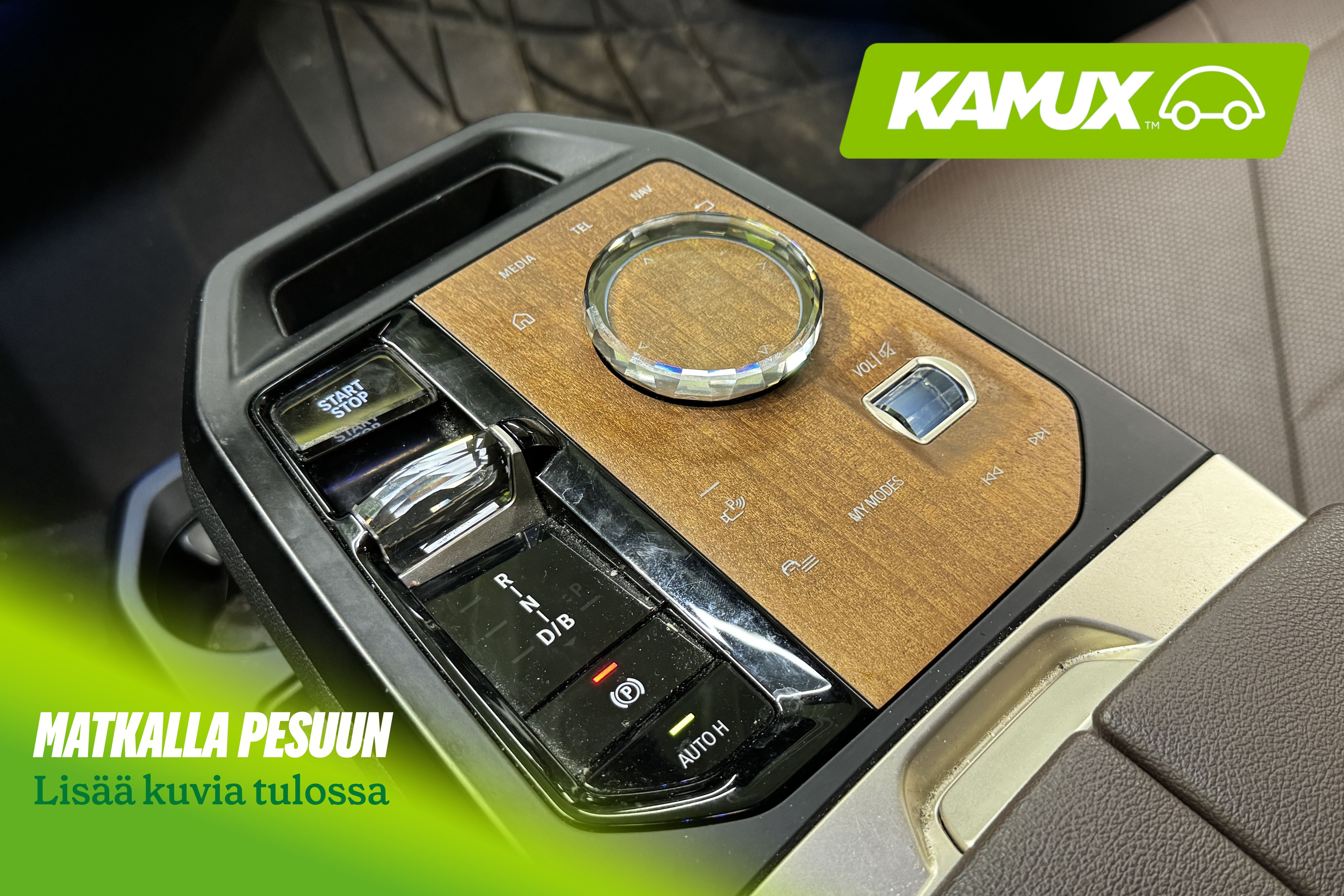 BMW iX xDrive40 2022, kuva 7/8